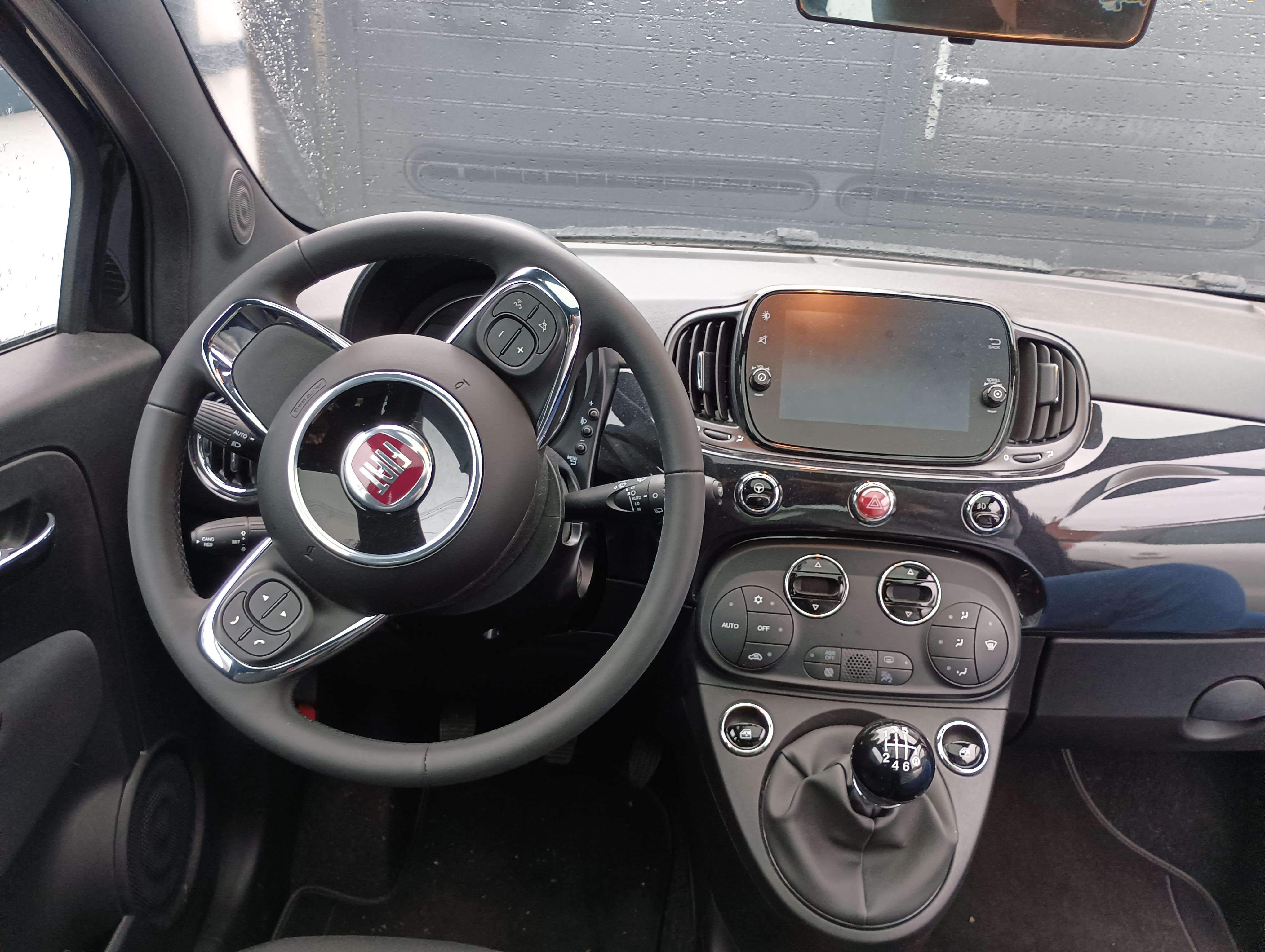 Fiat 500 Hybride avec Régulateur de vitesse