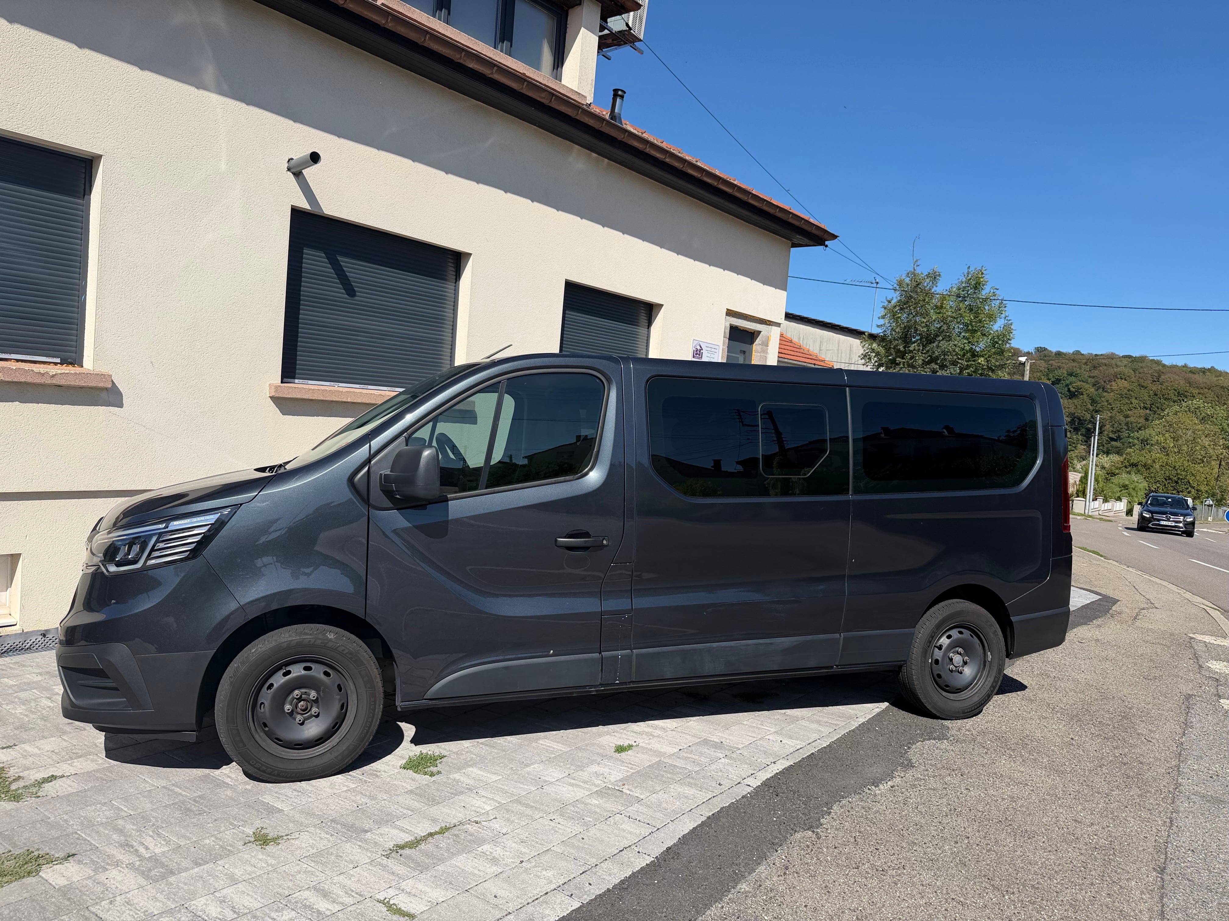Renault Trafic Passenger 150cv avec Climatisation