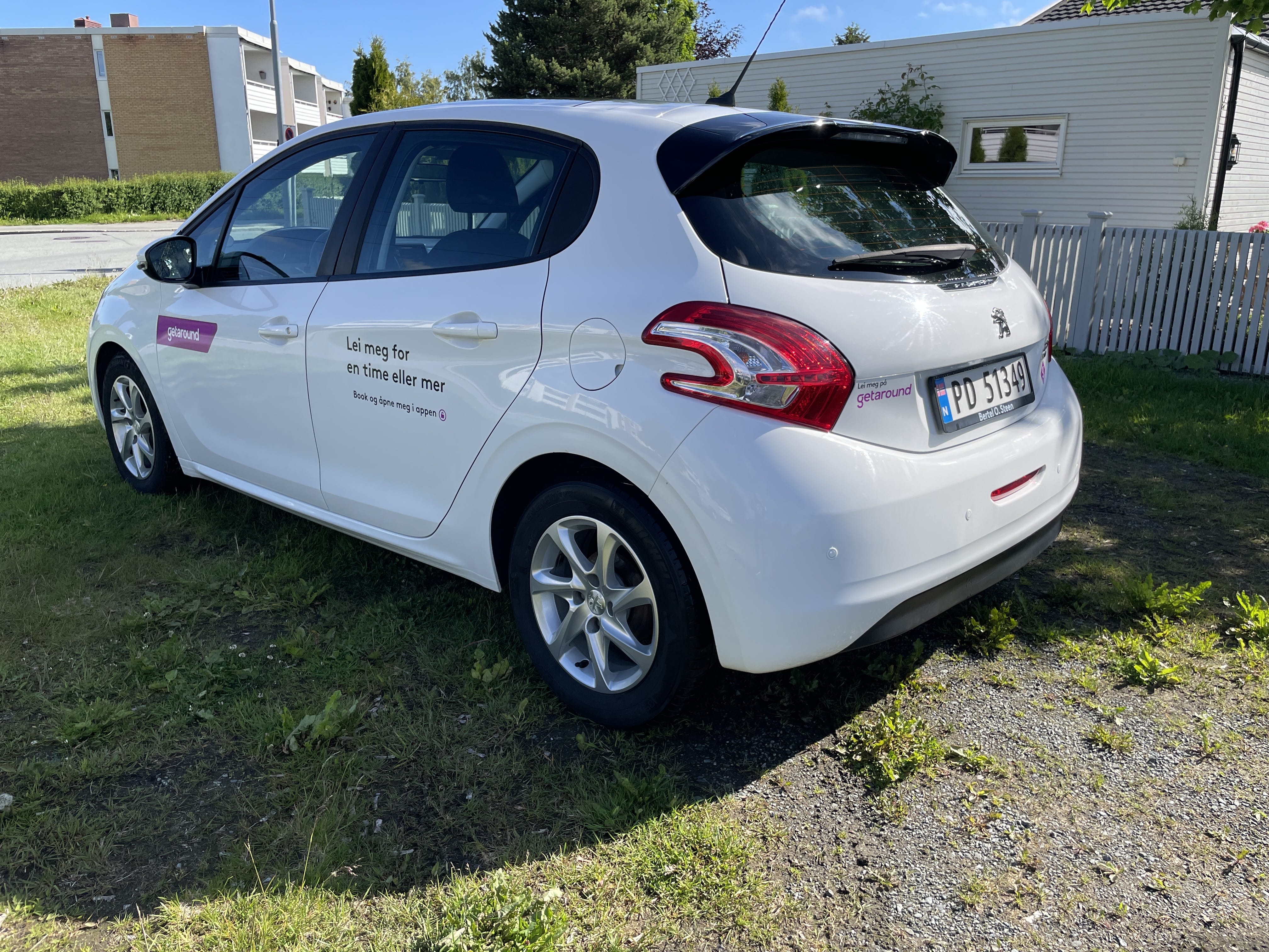 Peugeot 208 Automat med GPS