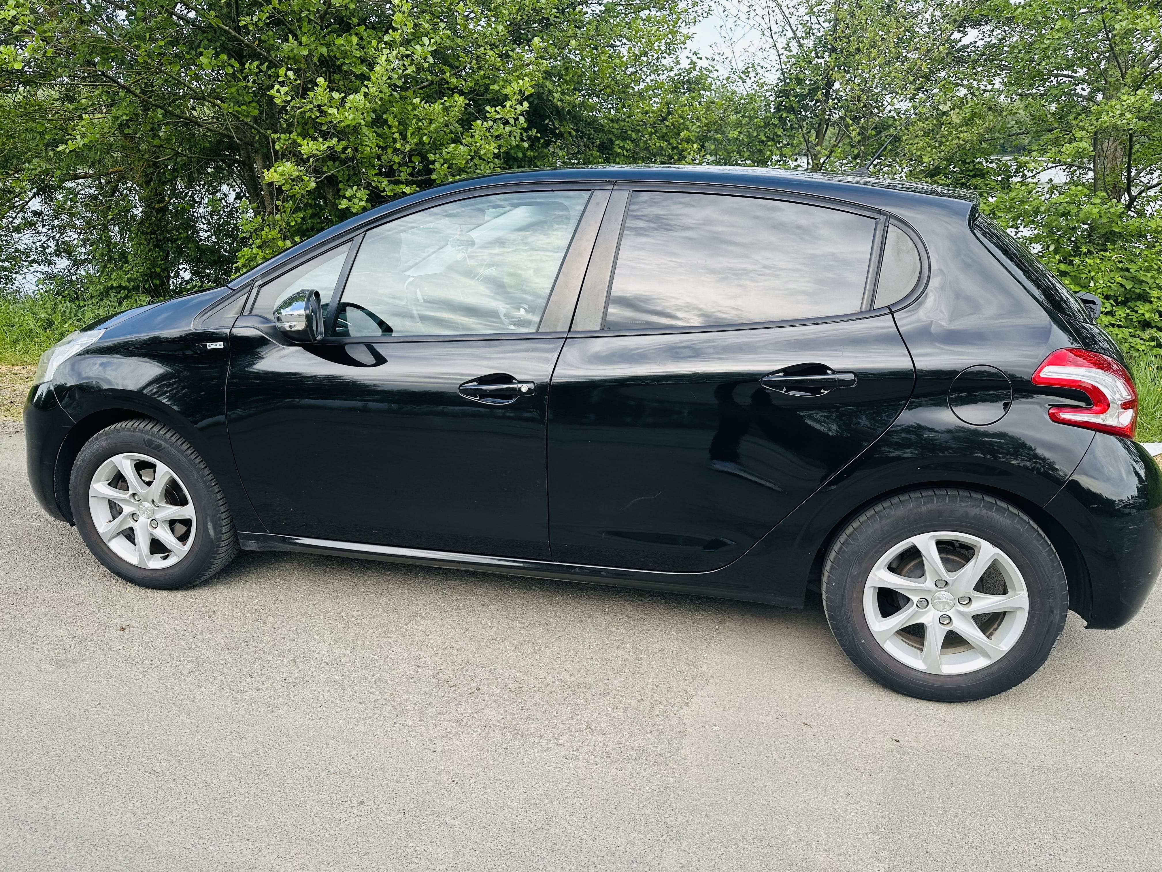 Peugeot 208, 2014, Diesel