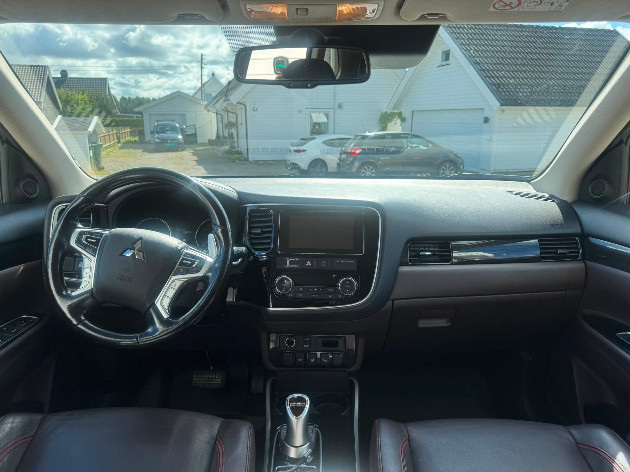 Mitsubishi Outlander with Backup camera