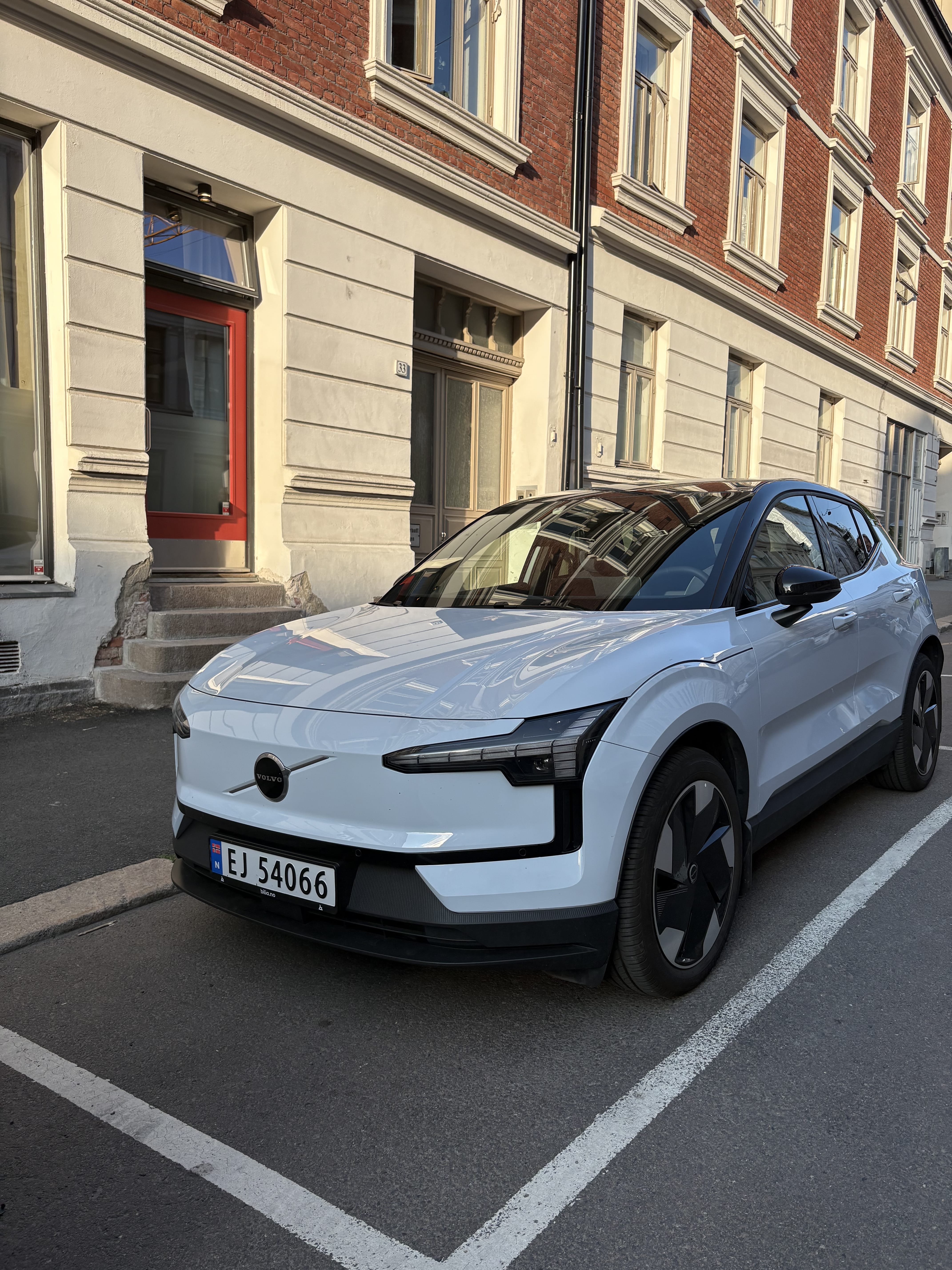 Volvo EX30 Single, 2024, Electric, automatic