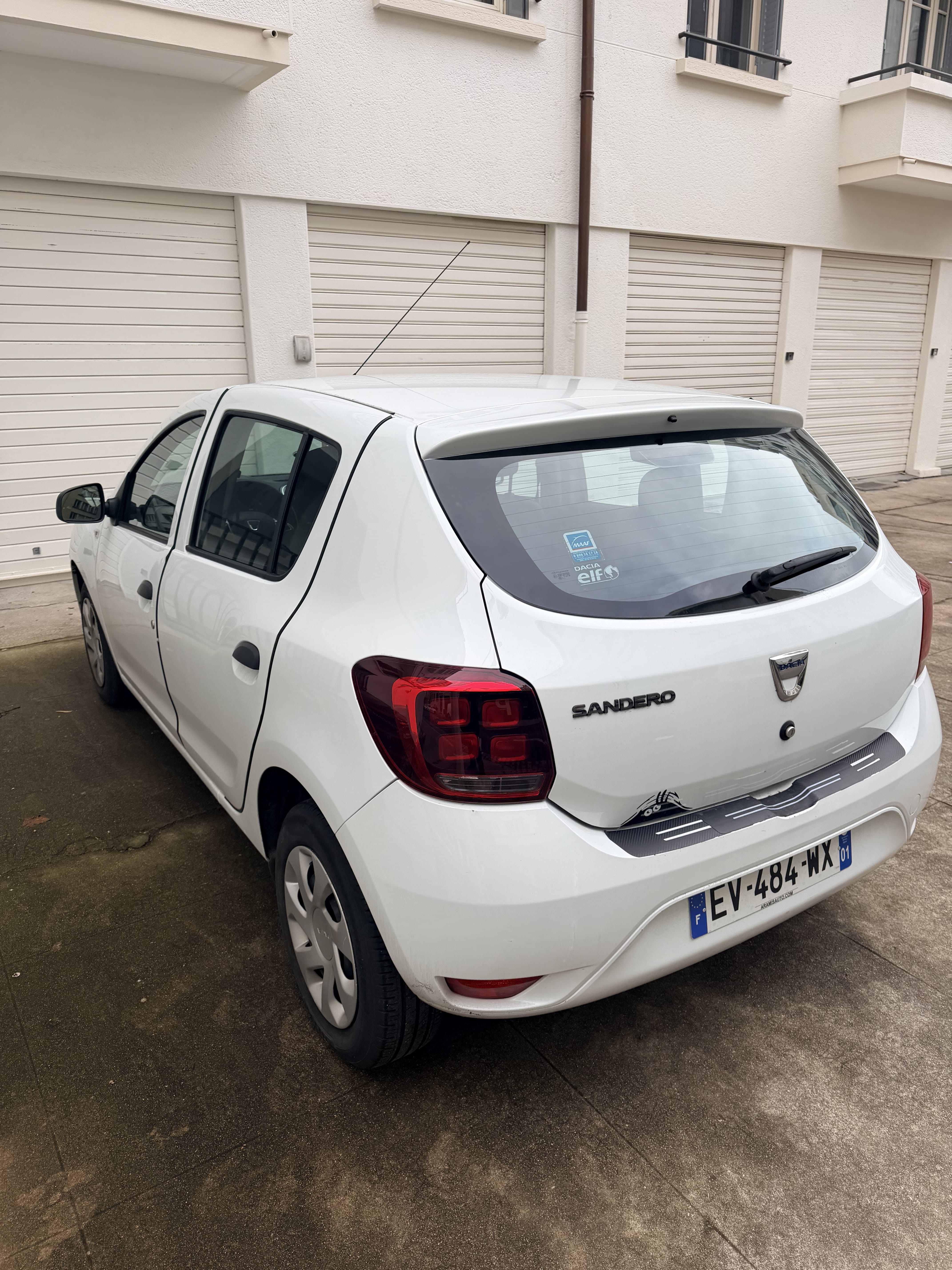 Dacia Sandero avec Audio Bluetooth