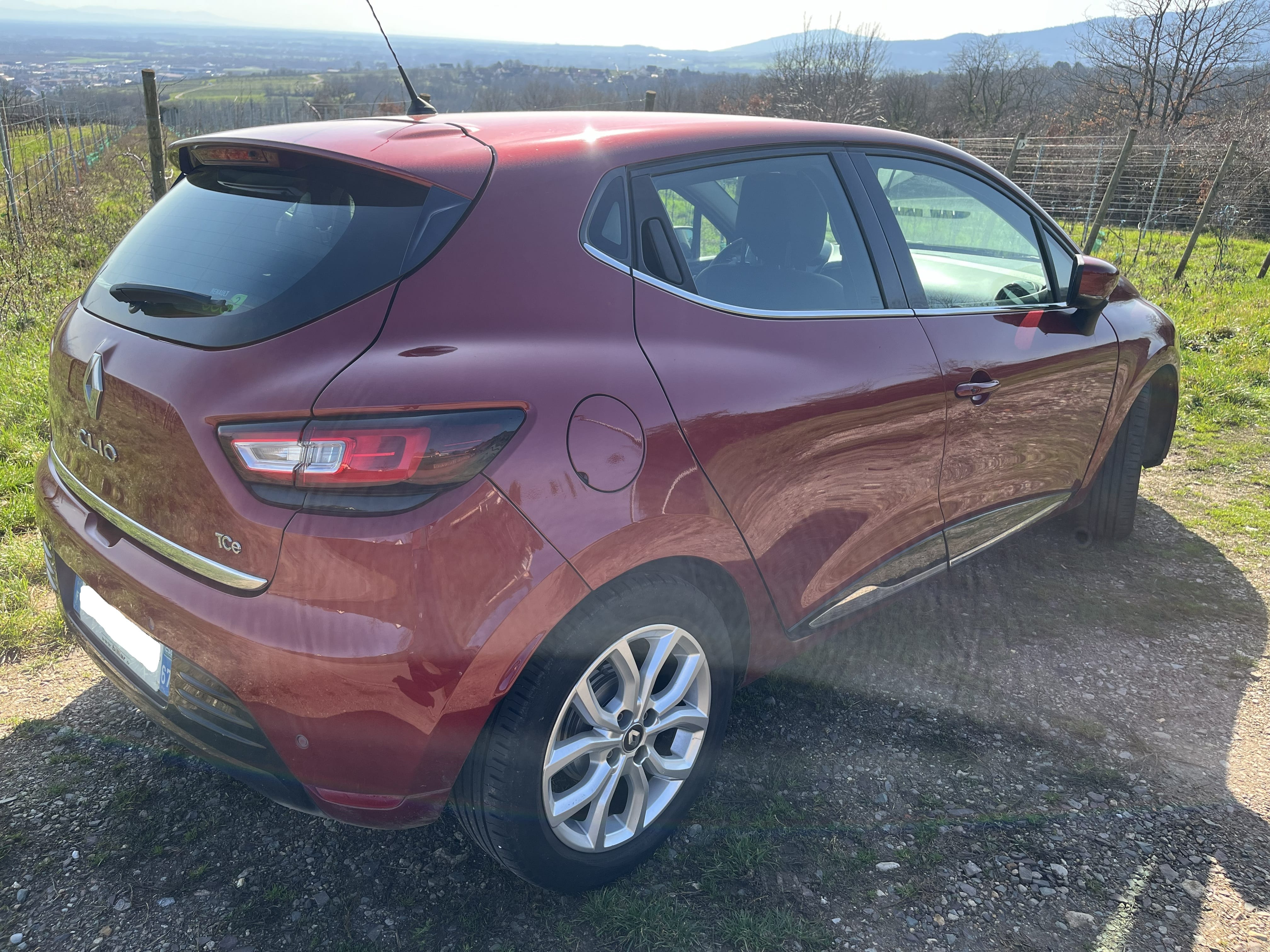 Renault Clio 4 essence avec Régulateur de vitesse