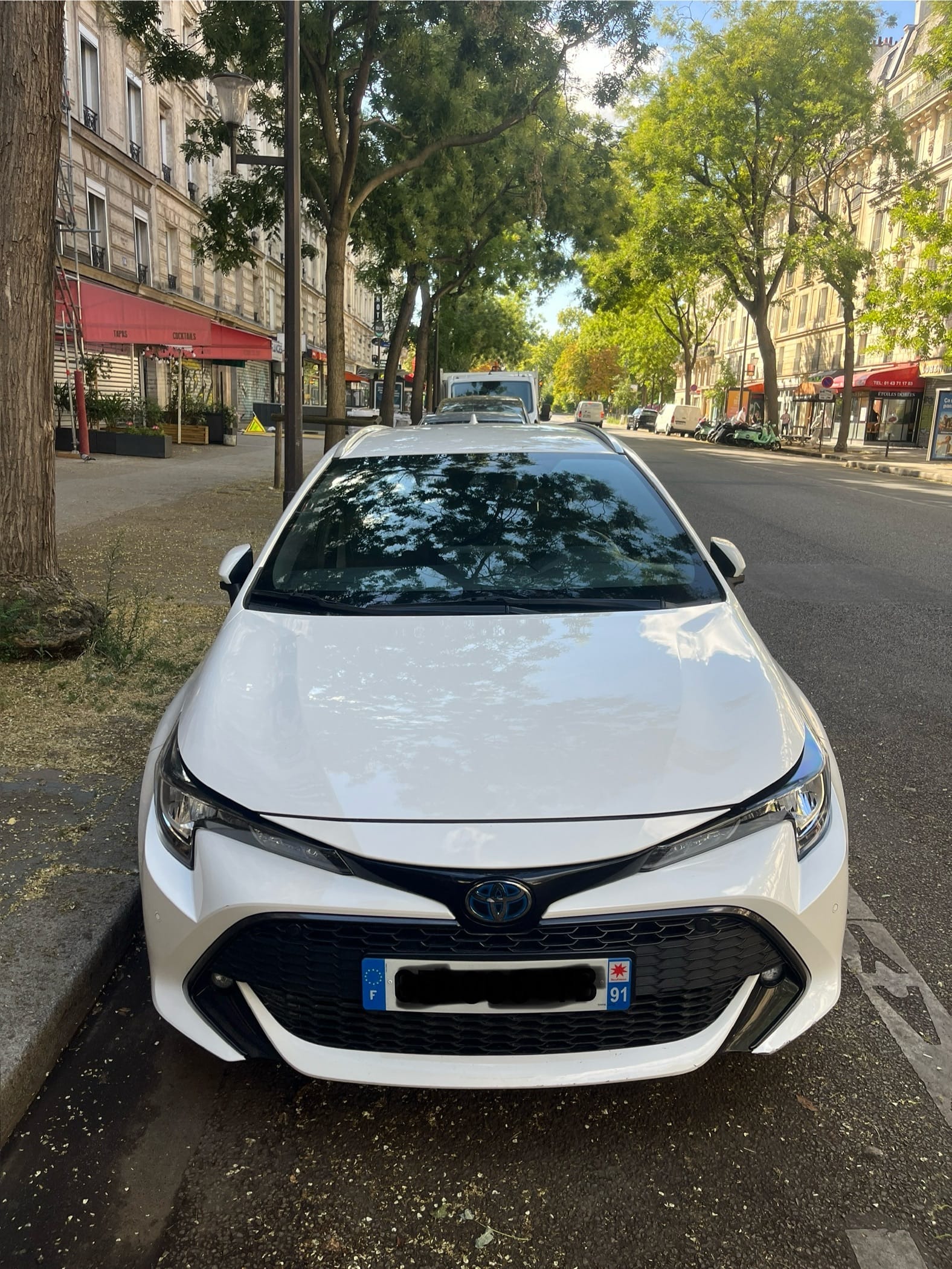Toyota Corolla Break Hybride, 2022, Essence 95 / Électrique (hybride), automatique