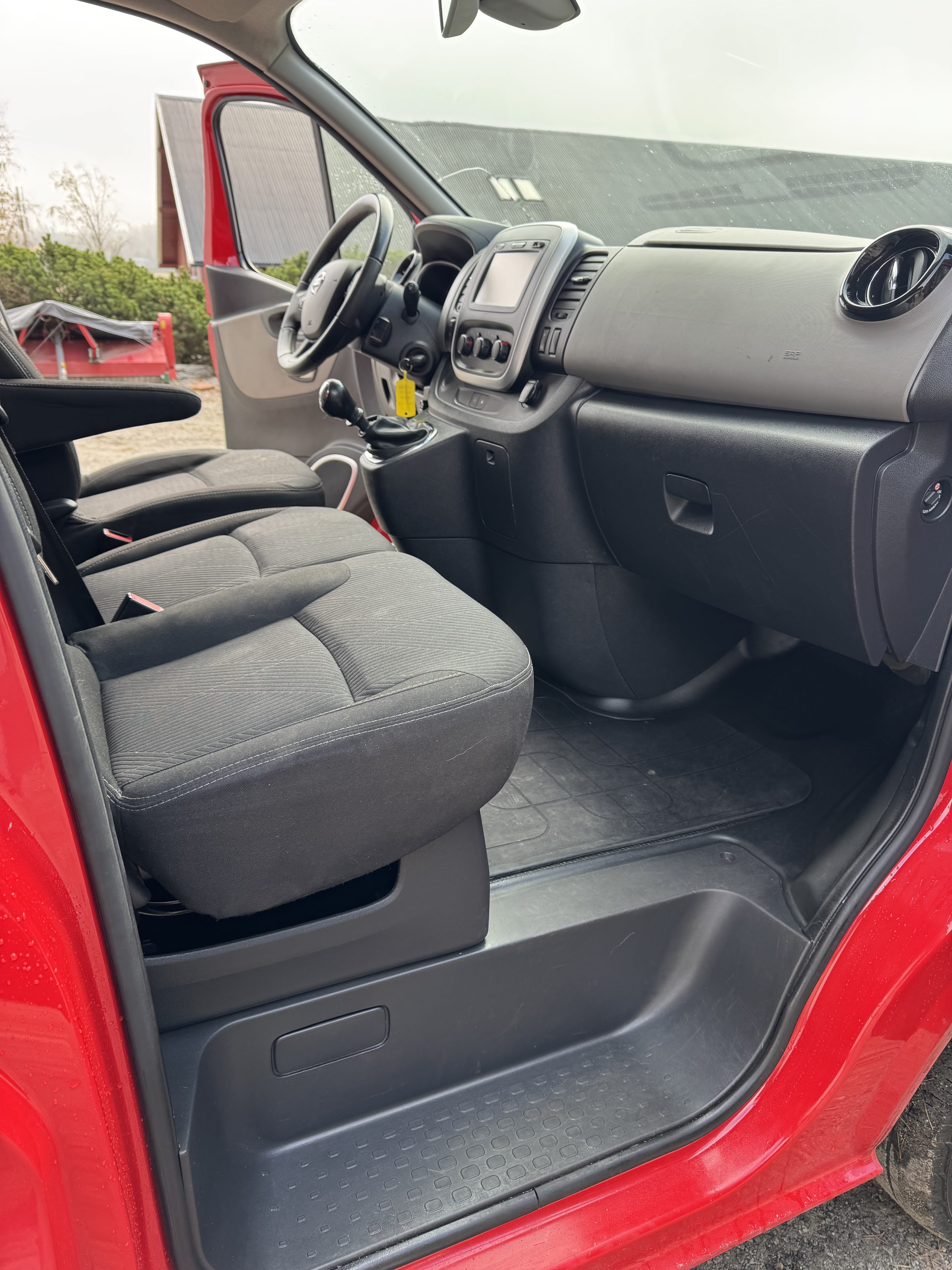 Nissan NV300 med Skistativ