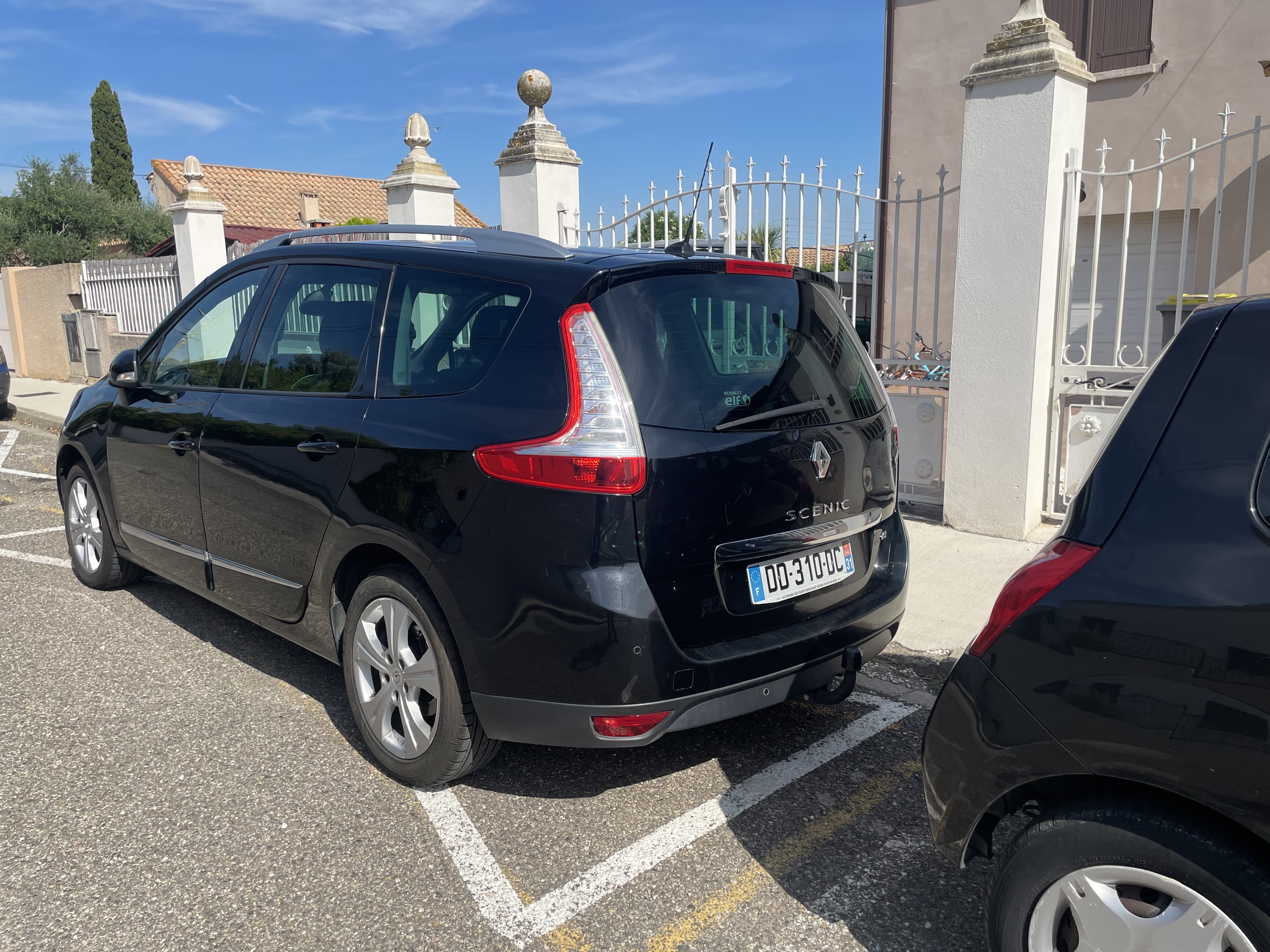 Renault Grand Scenic 1.5 DCI 110Ch avec Régulateur de vitesse