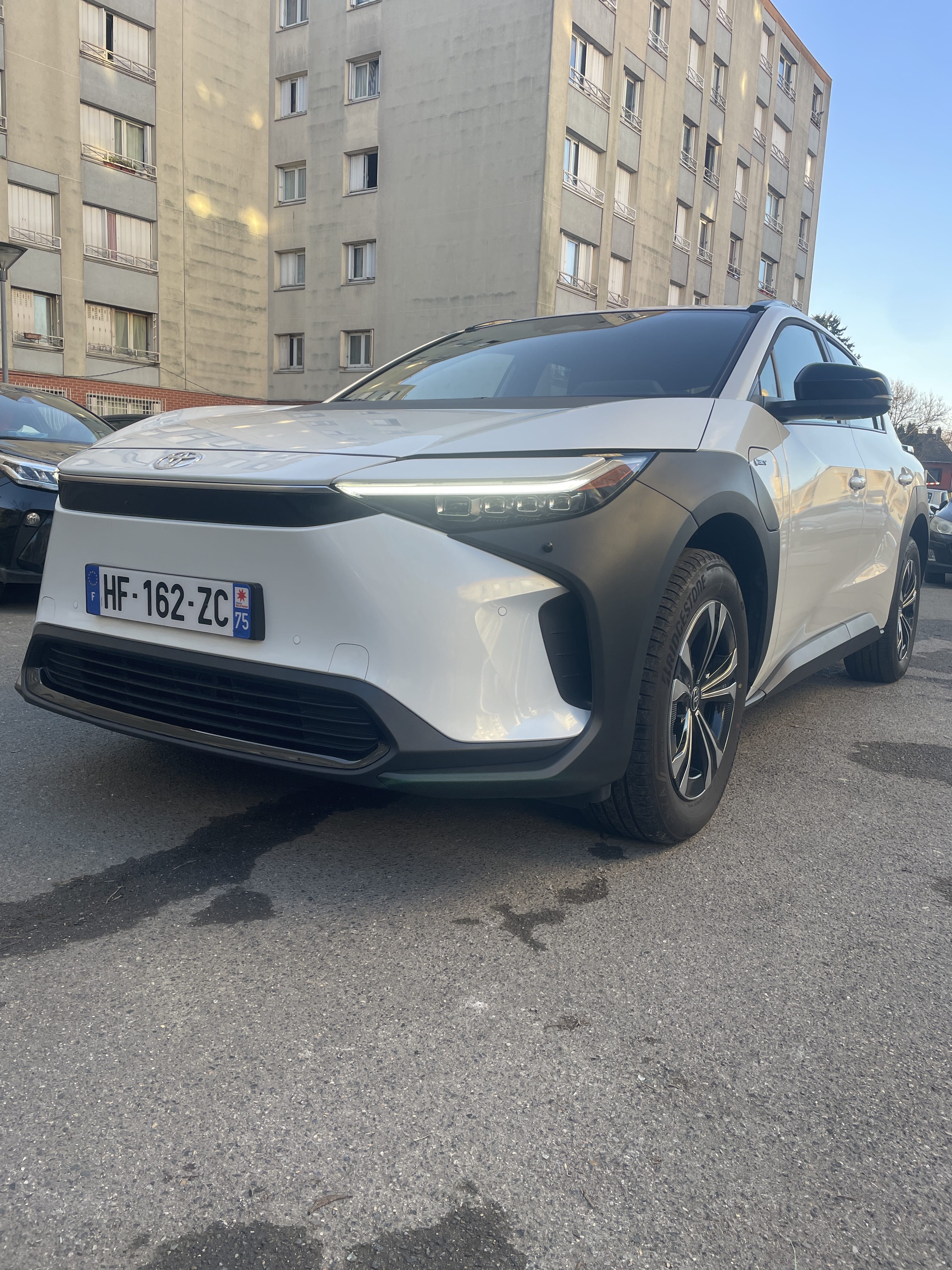 Toyota bZ4X, 2025, Électrique, automatique