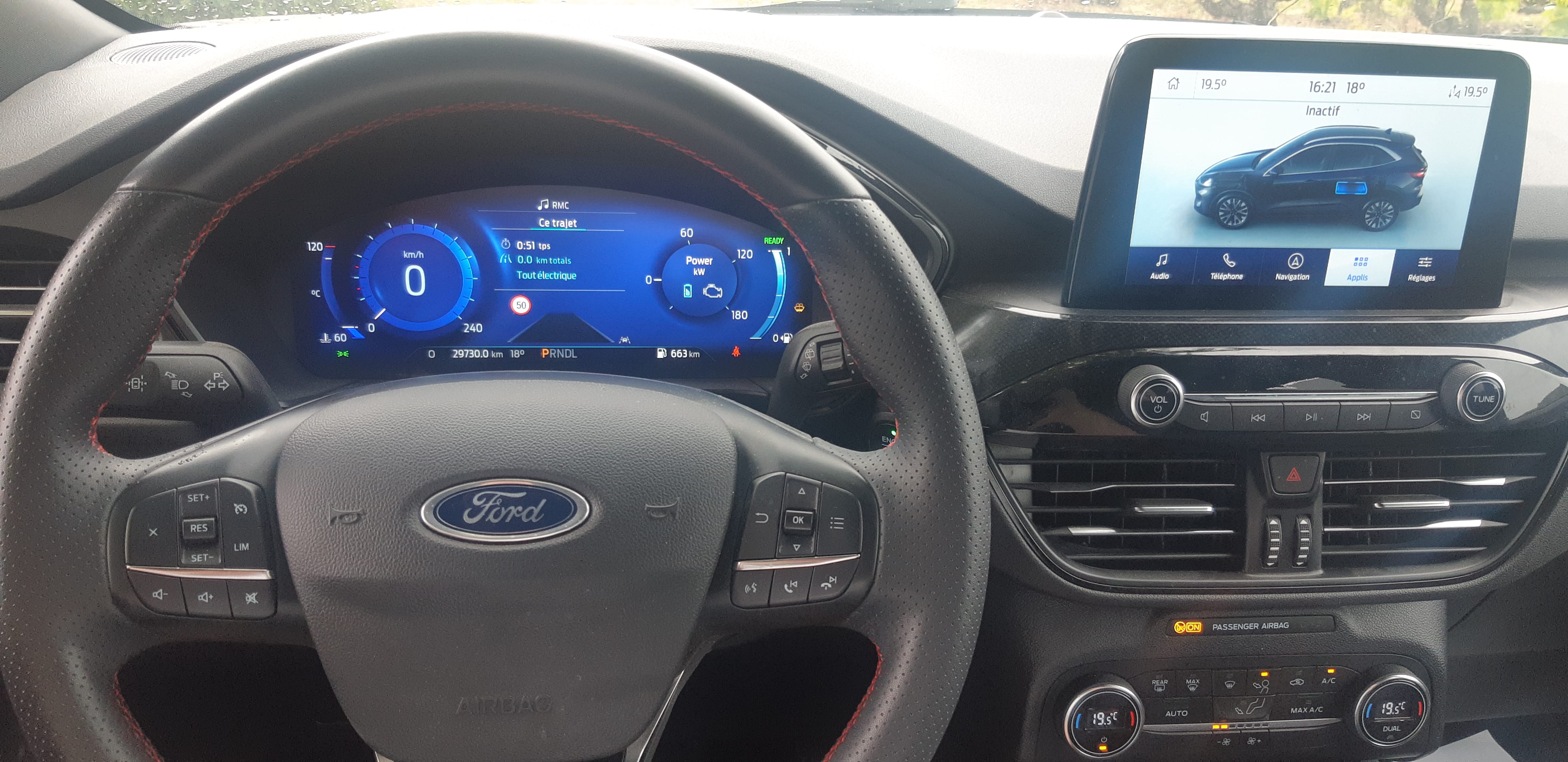 Ford Kuga 2.5L Hybride E85 190cv finition ST LINE avec GPS