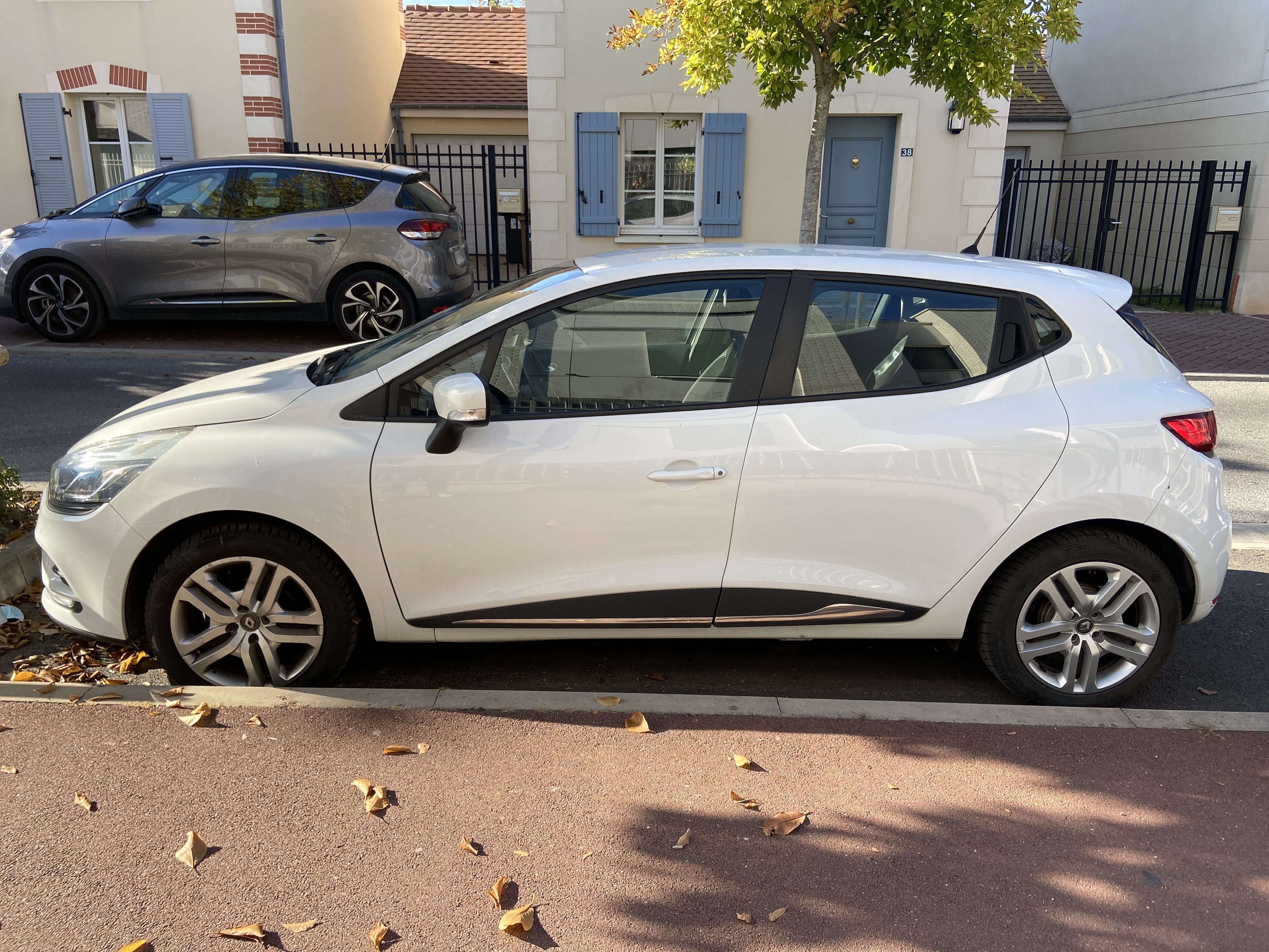 Renault Clio avec Climatisation