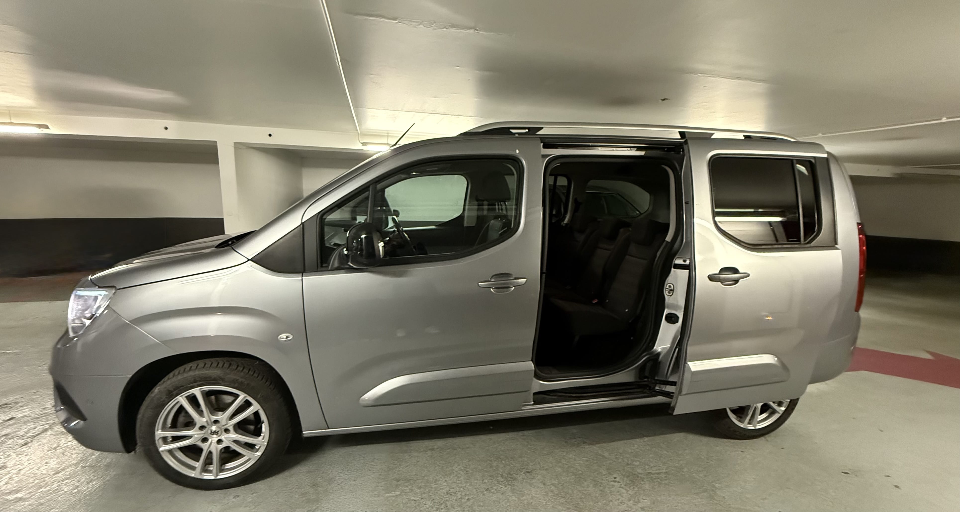Opel Combo Life avec Climatisation