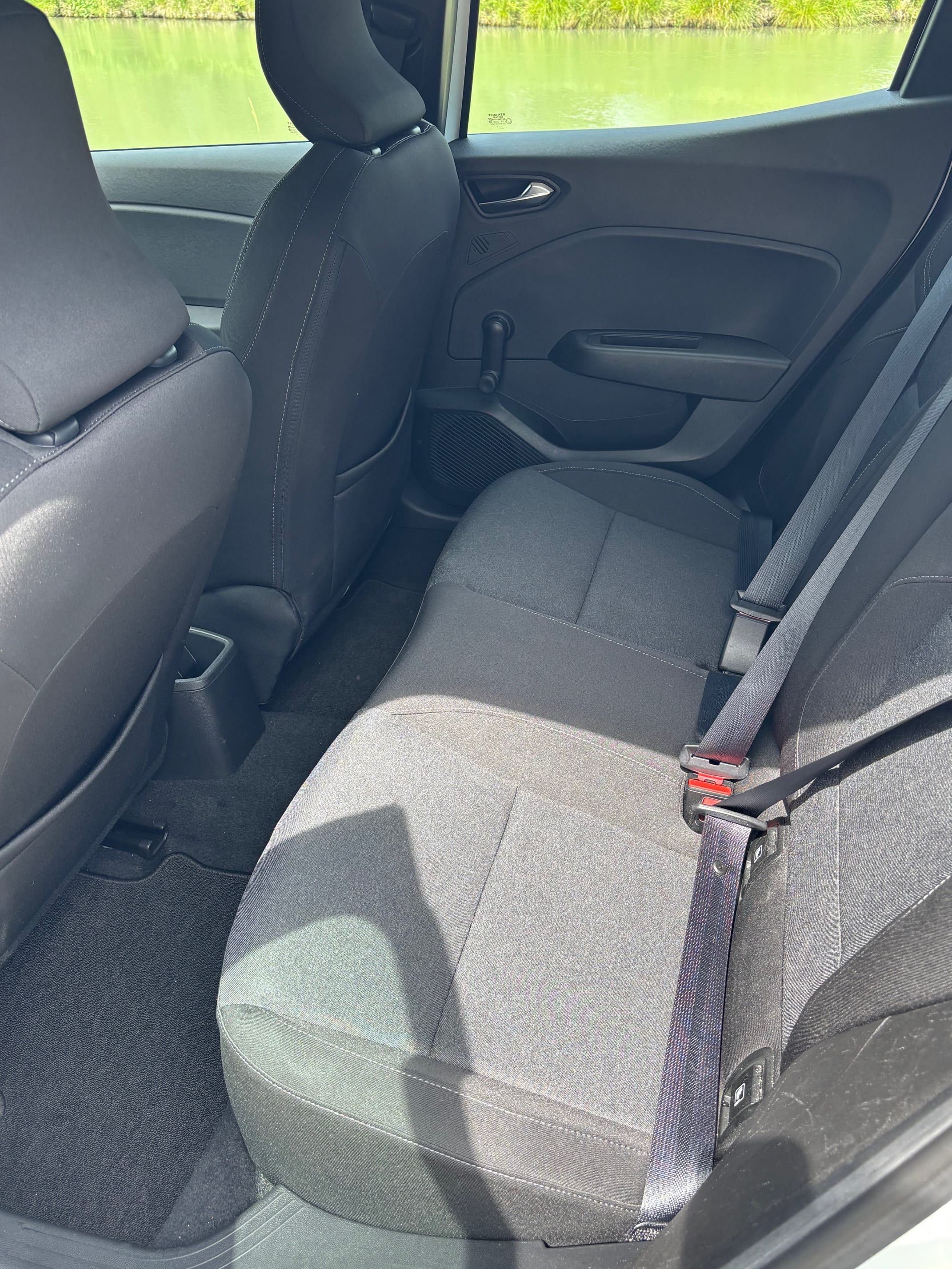 Renault Clio V - 5 PLACES - GARE DE MONTAUBAN avec Apple CarPlay