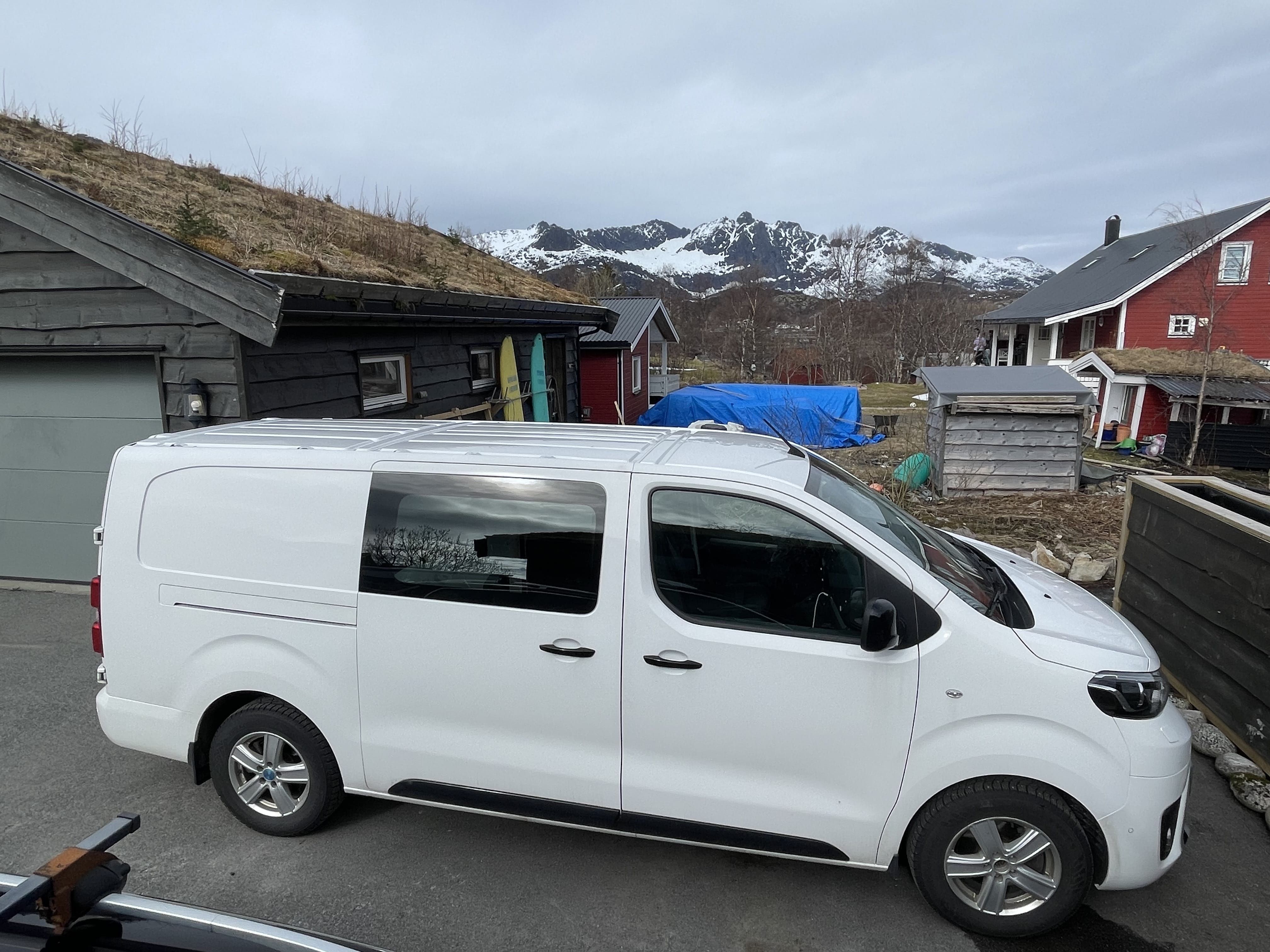 Toyota Proace Varebil Lang with Audio / iPod input