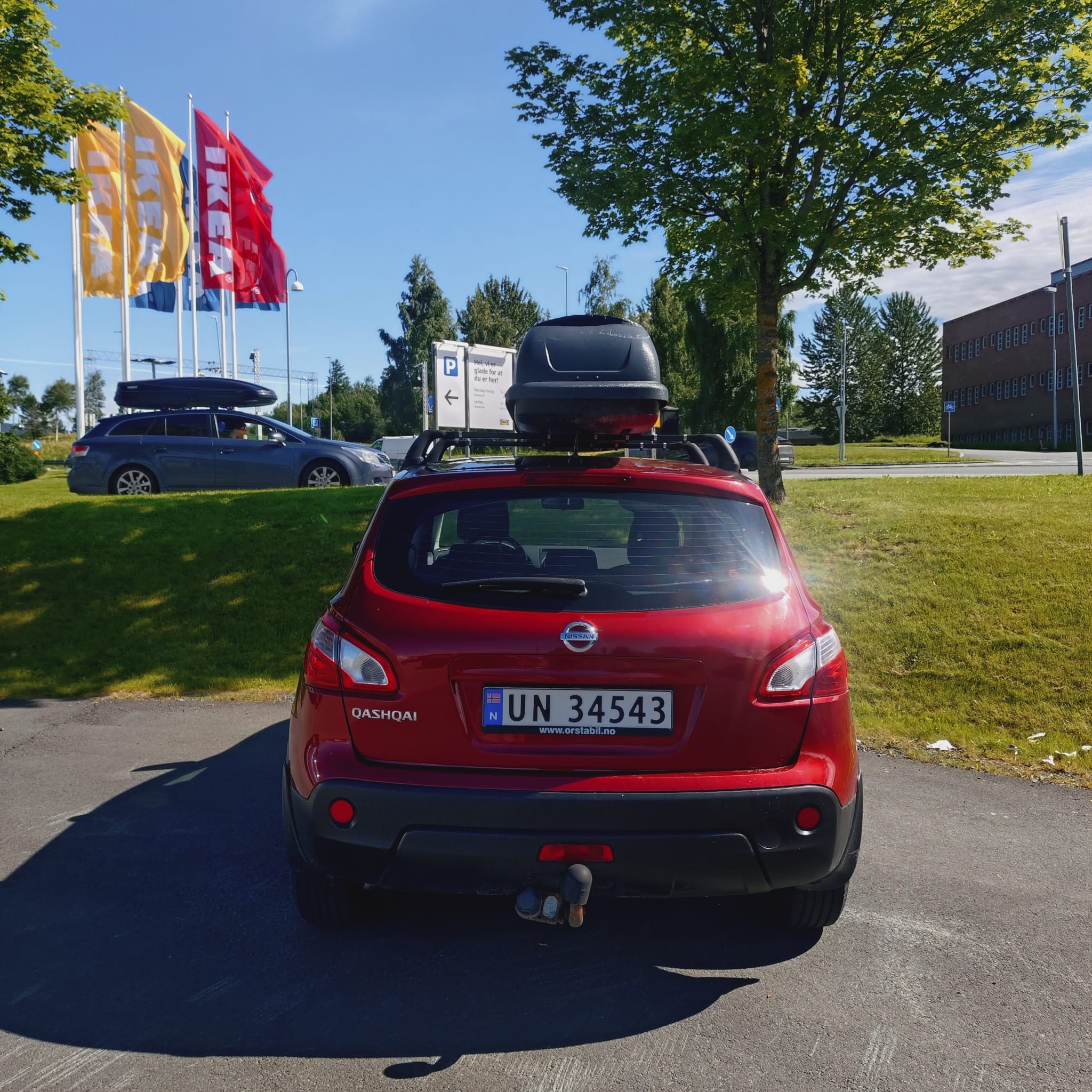 Nissan Qashqai with GPS