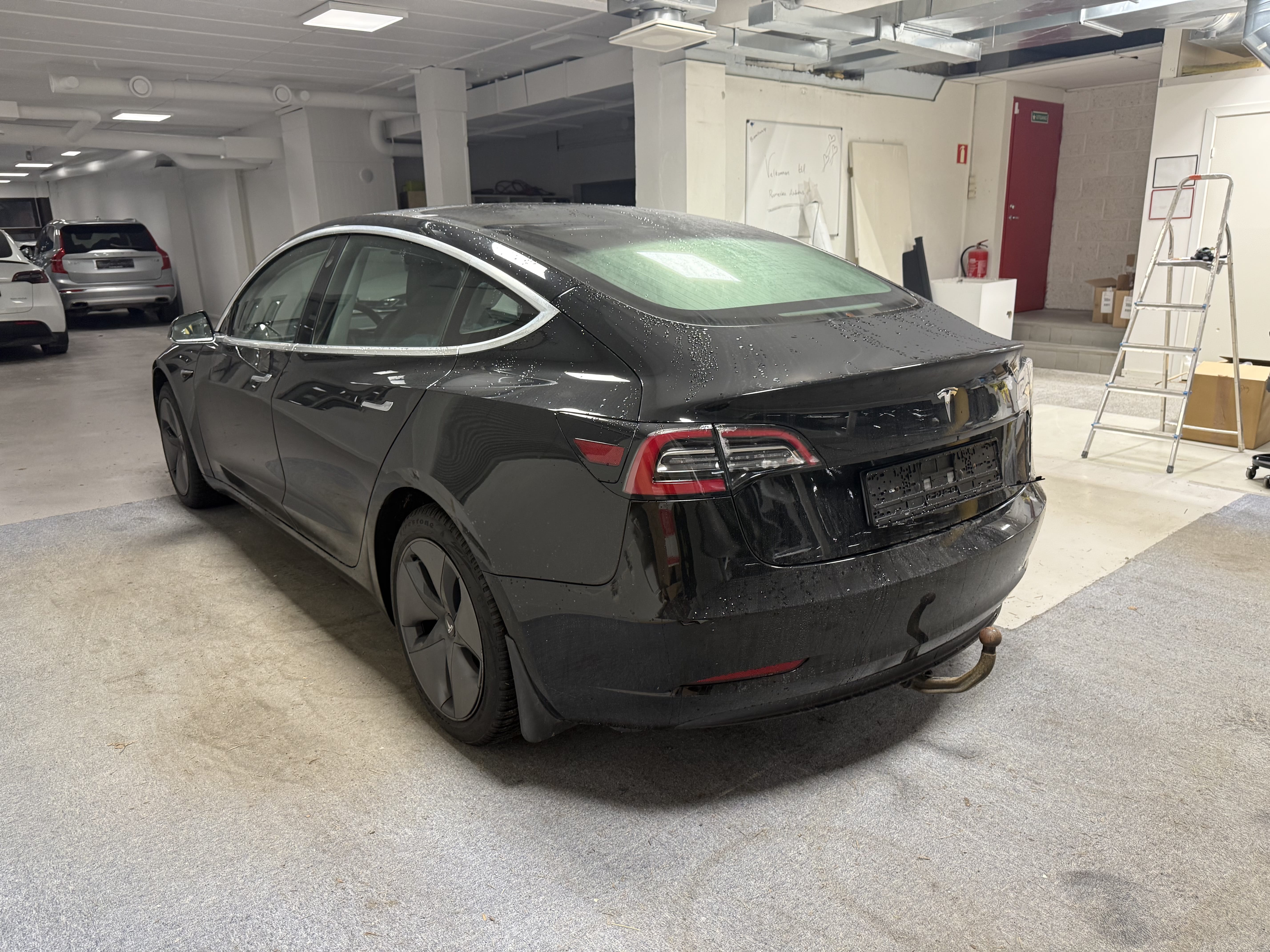 Tesla Model 3 med GPS