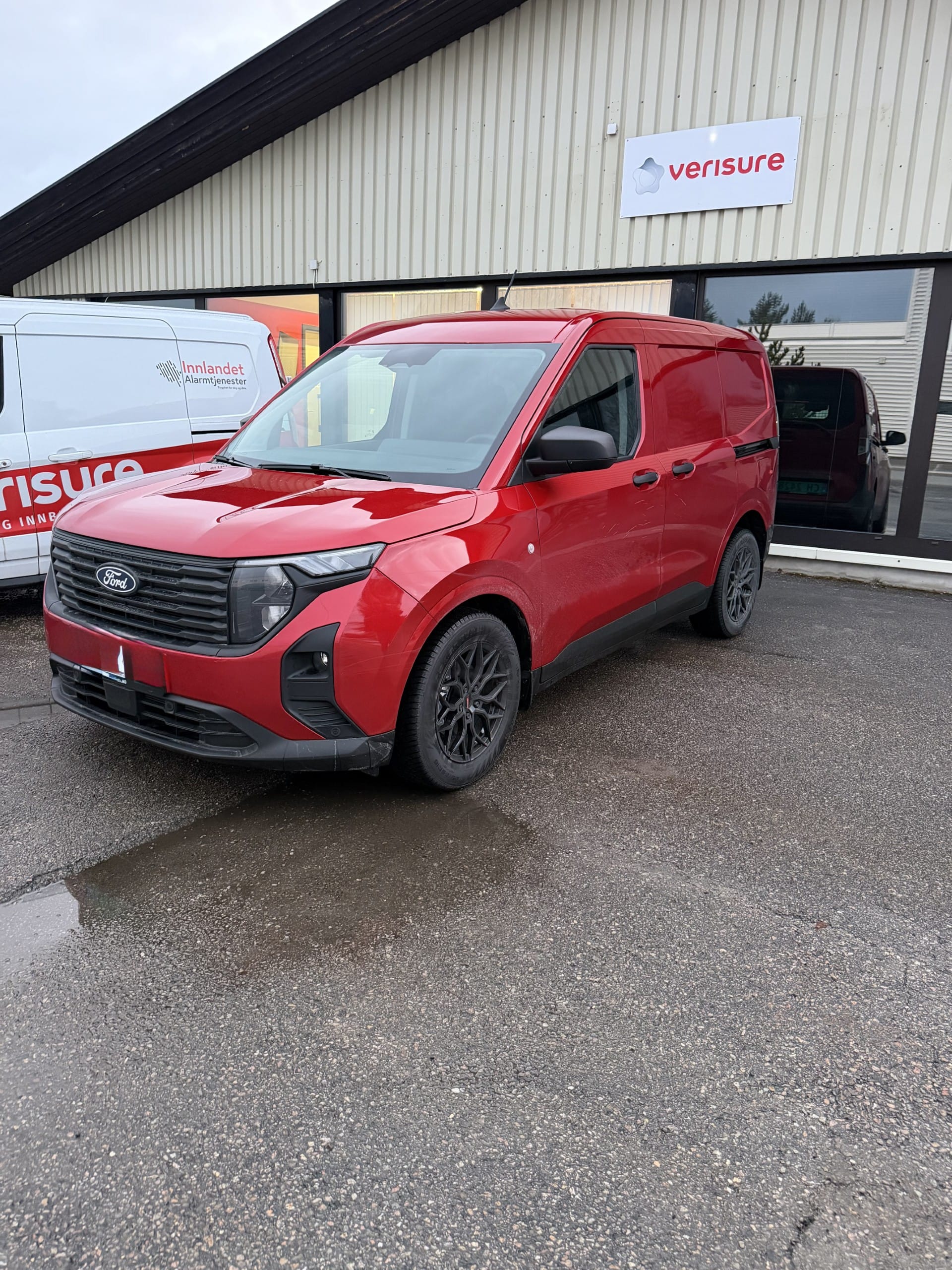 Ford Courier med Ryggekamera