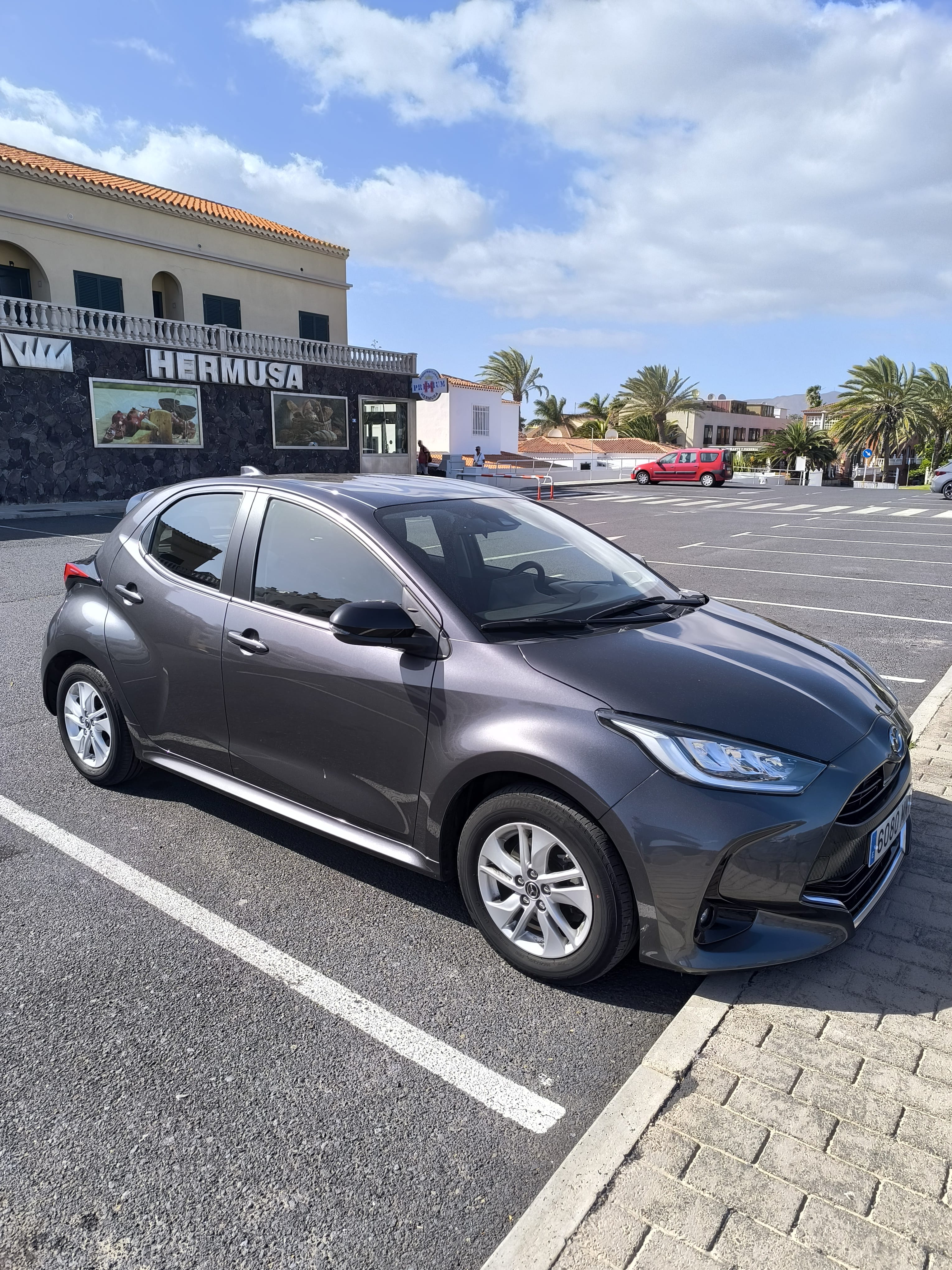Mazda 2 Hybrido mit Klimaanlage
