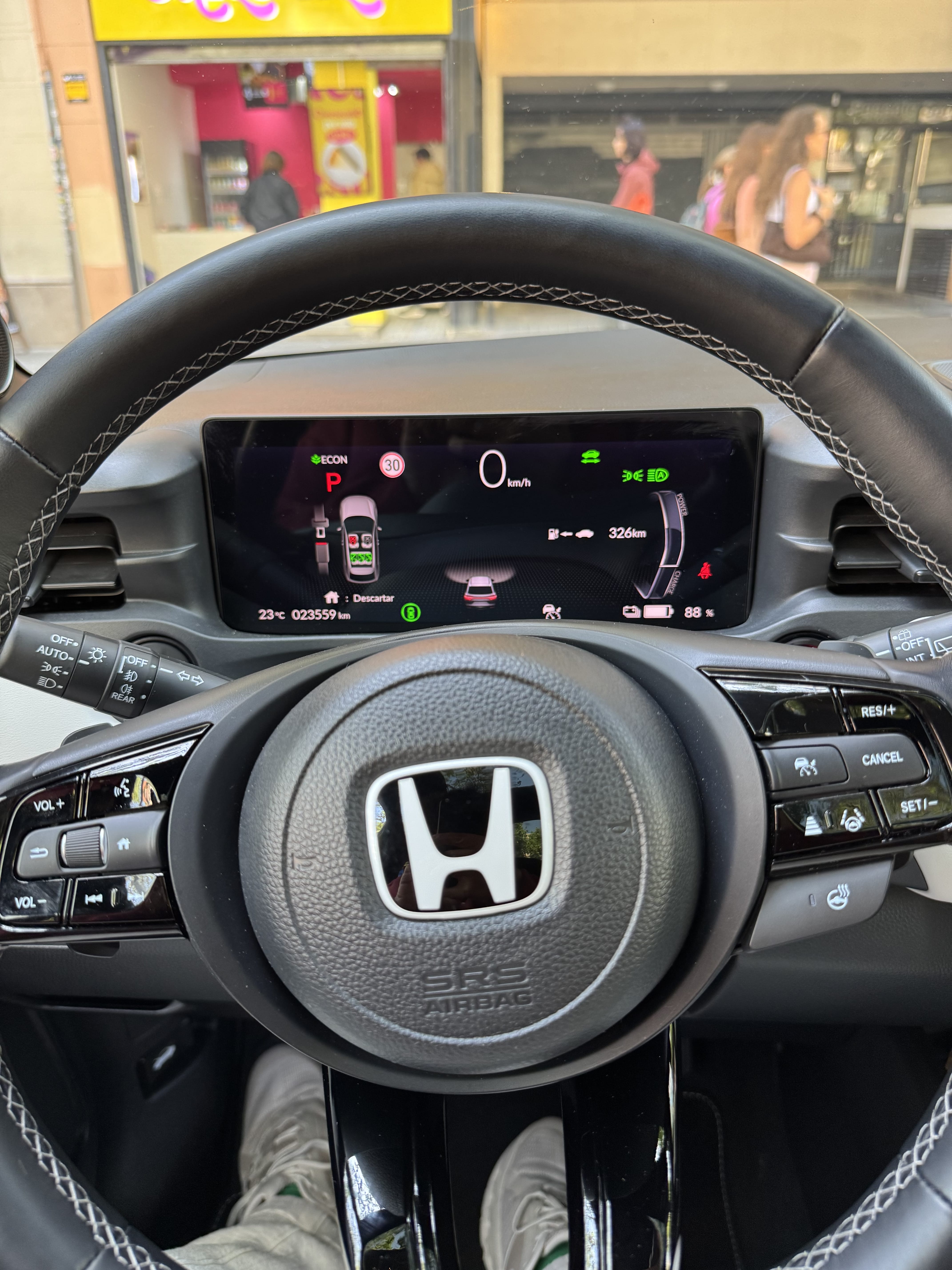 Honda e:Ny1 con Audio Bluetooth