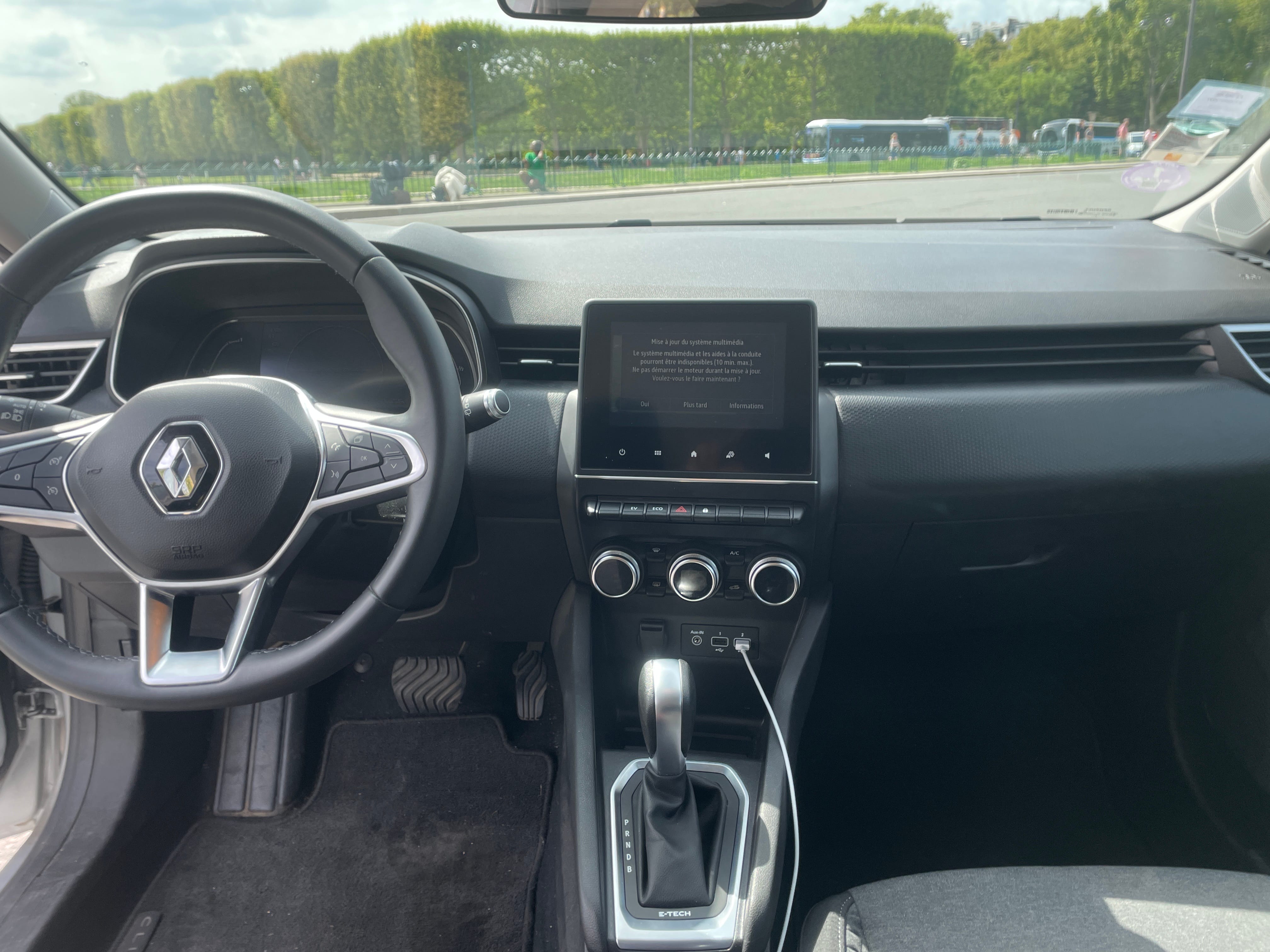 Renault Clio E-tech avec Régulateur de vitesse