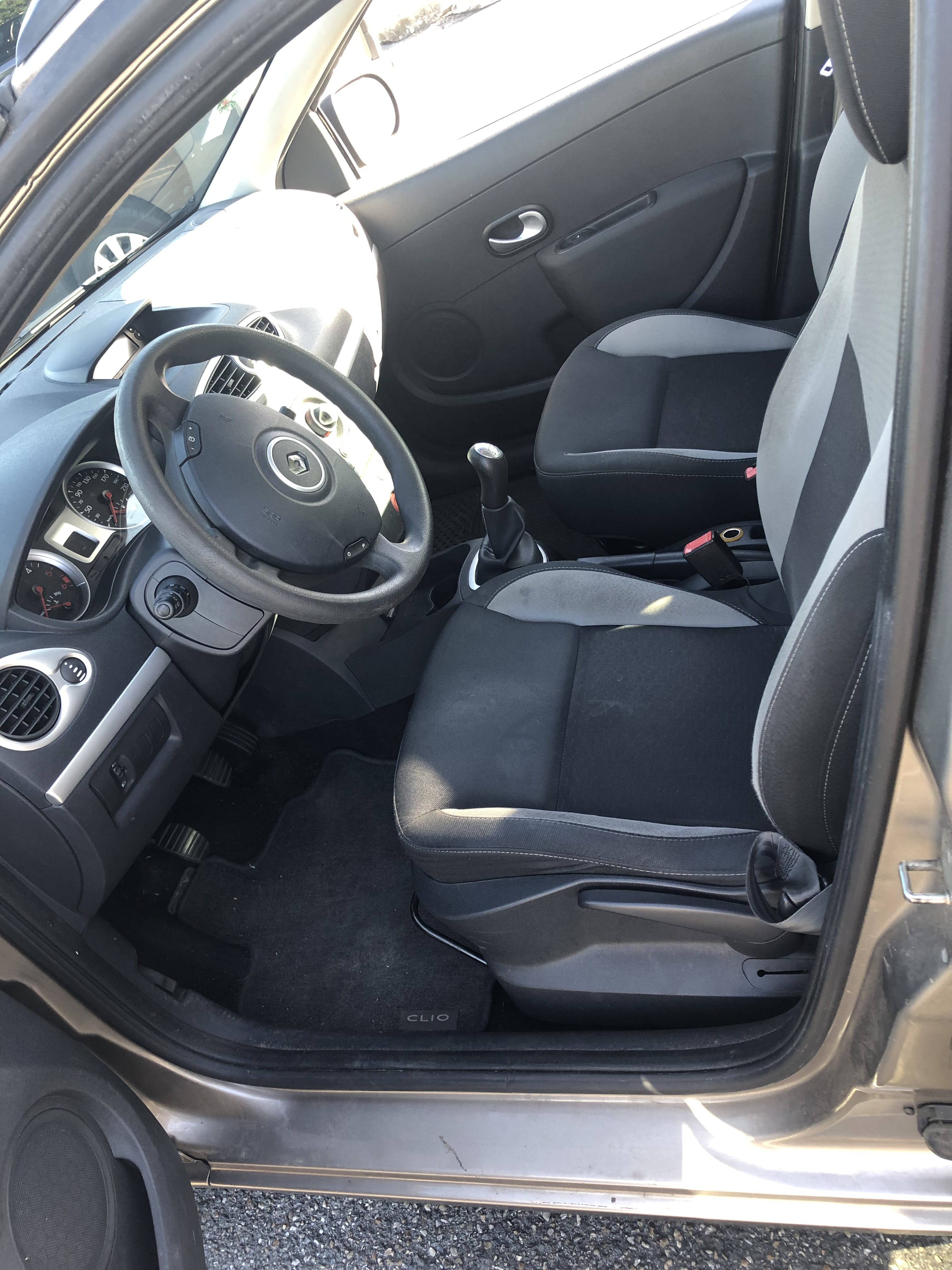 Renault Clio Estate avec Régulateur de vitesse