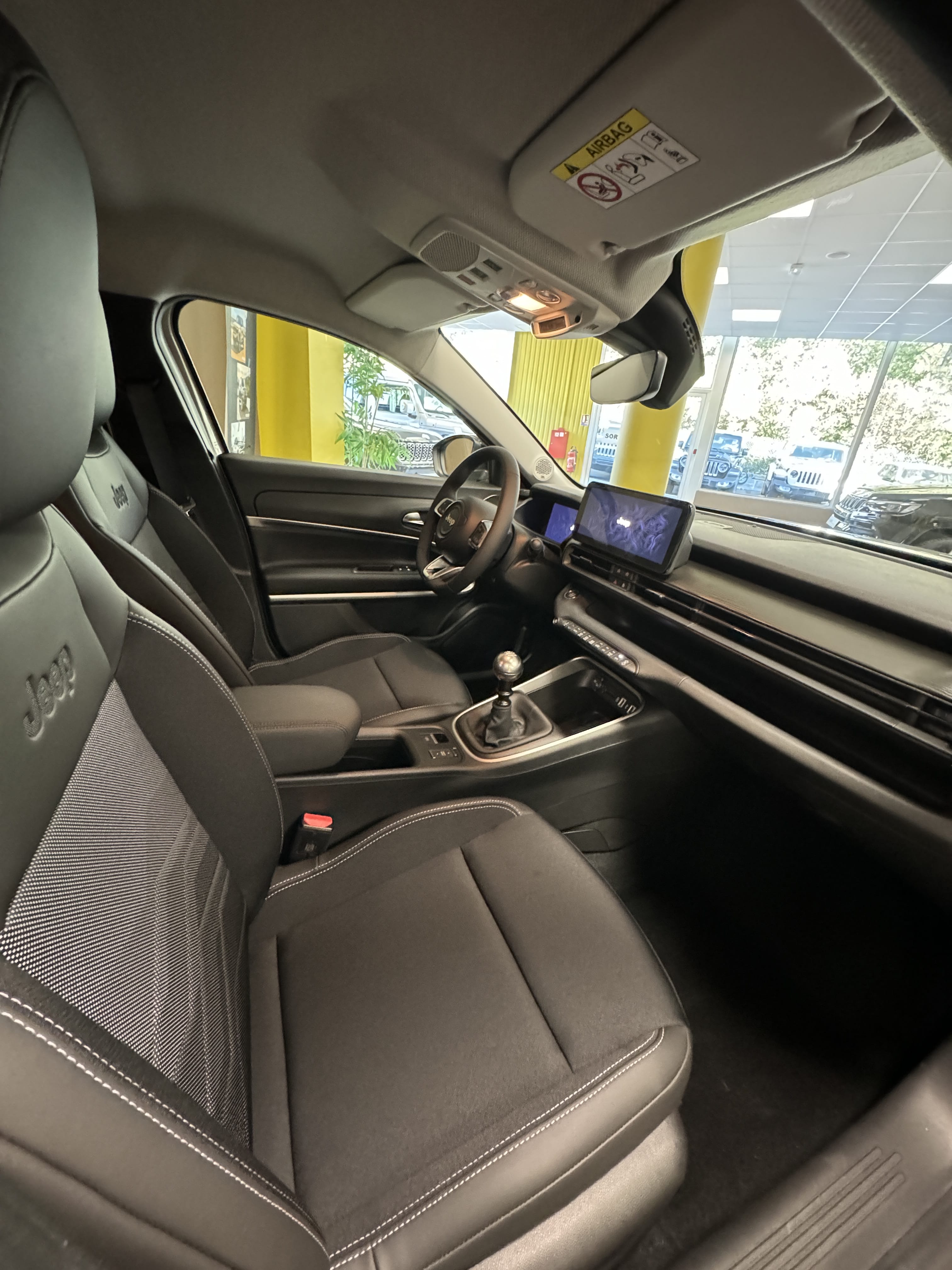 Jeep Avenger avec Climatisation