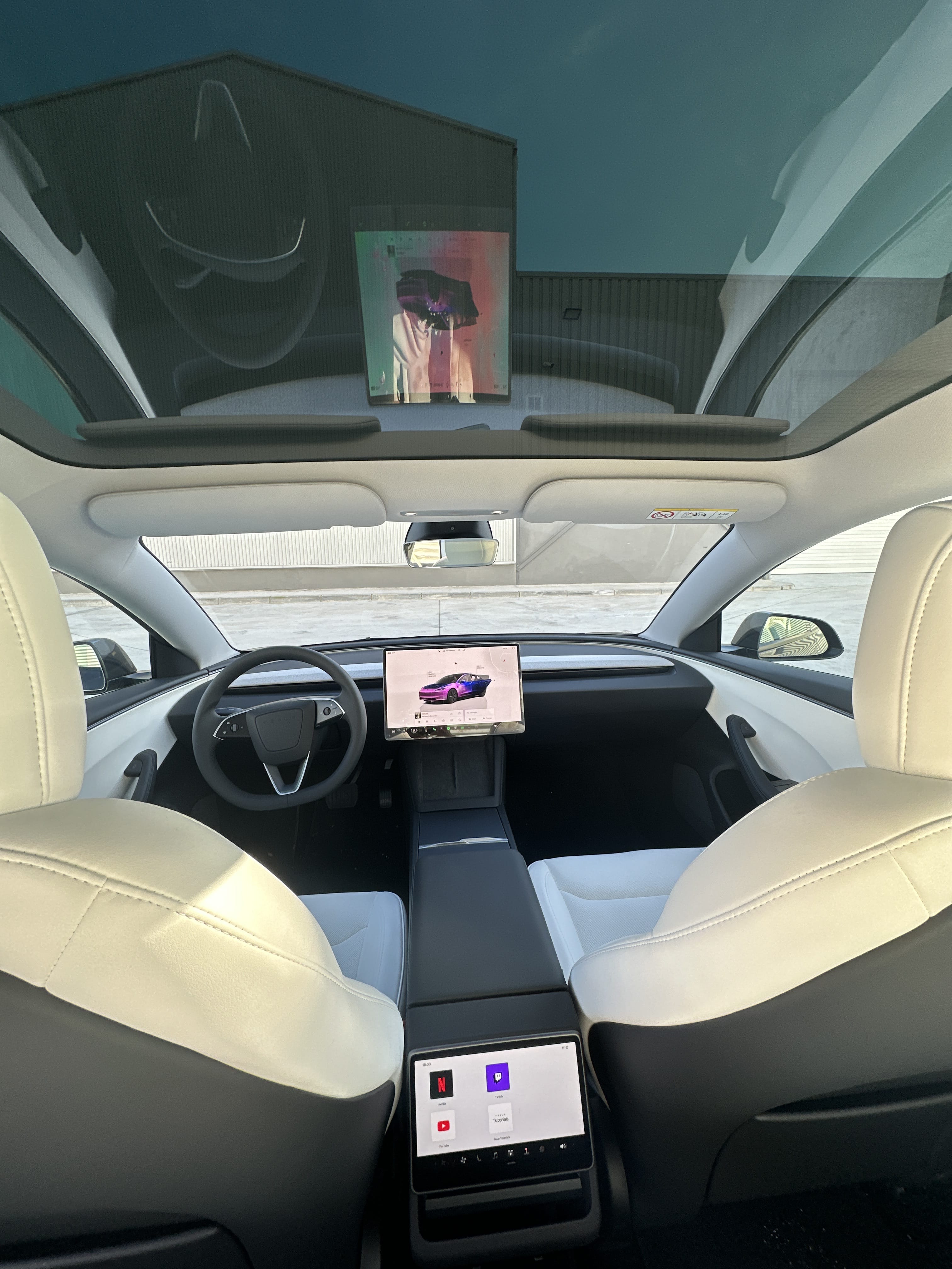 Tesla Model 3 Standard Range con Dashcam