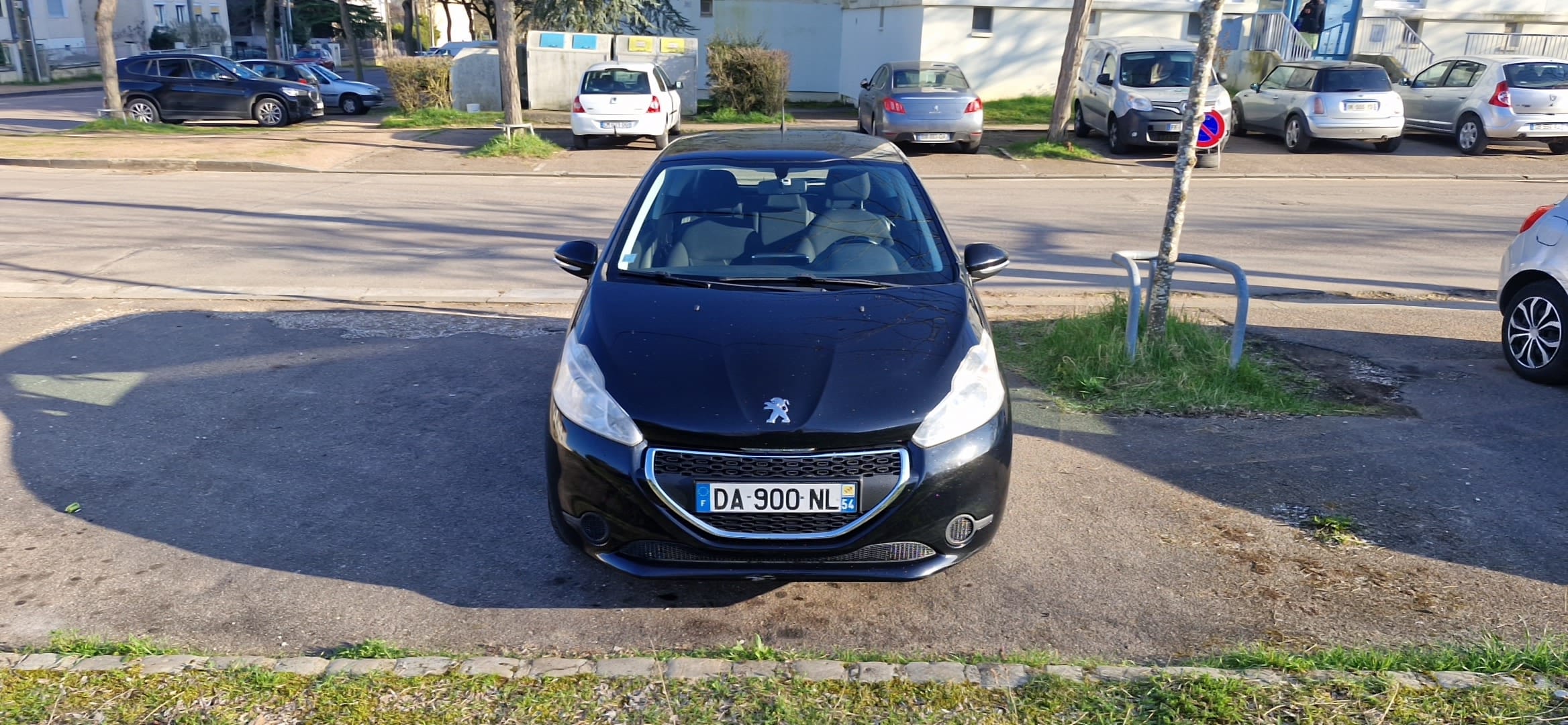 Peugeot 208 avec Entrée audio / iPod