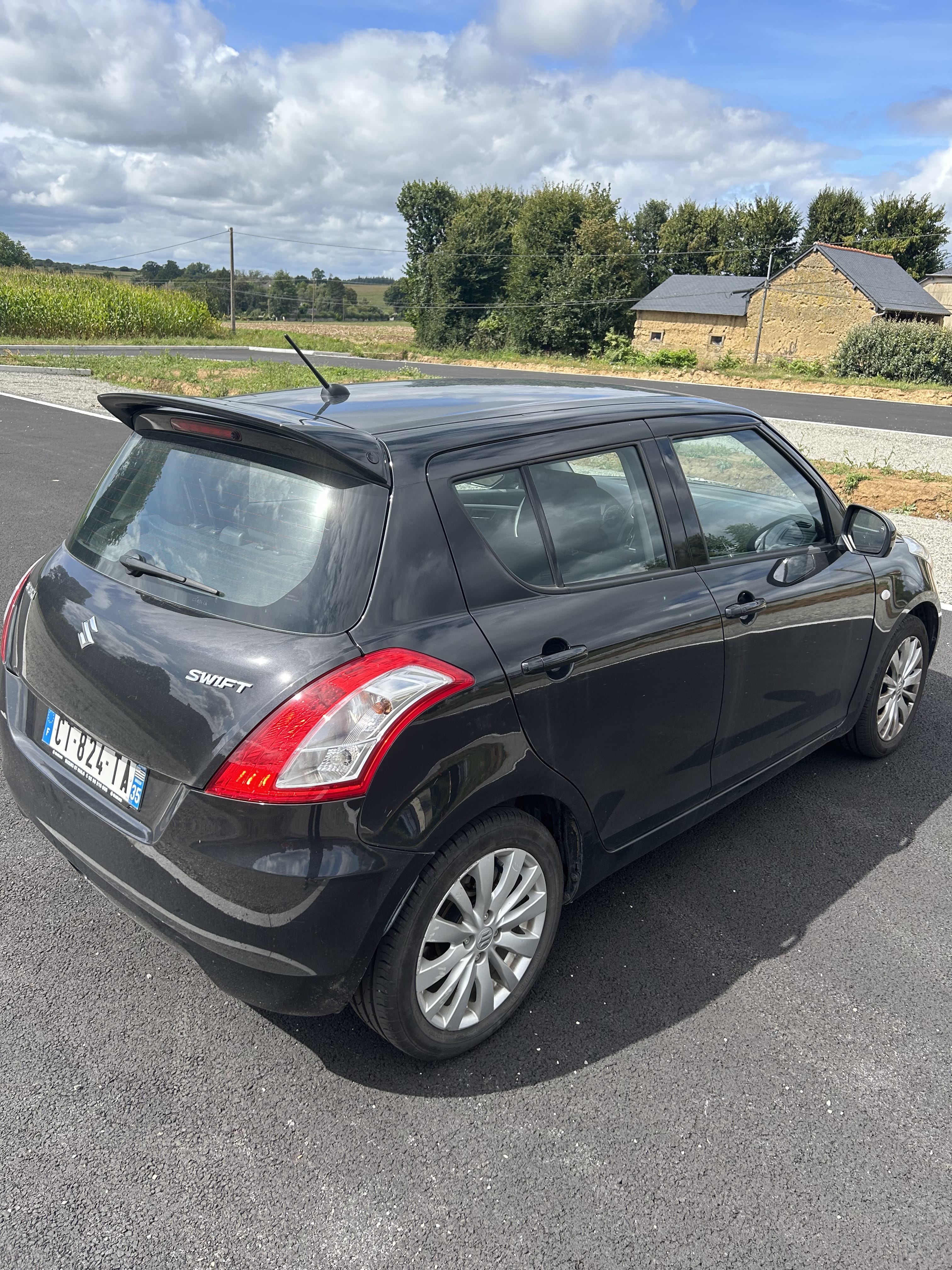 Suzuki Swift with Cruise control