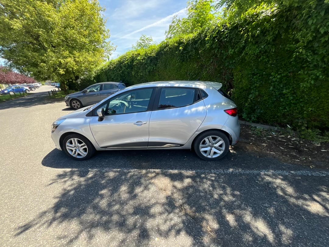 Renault Clio avec Climatisation