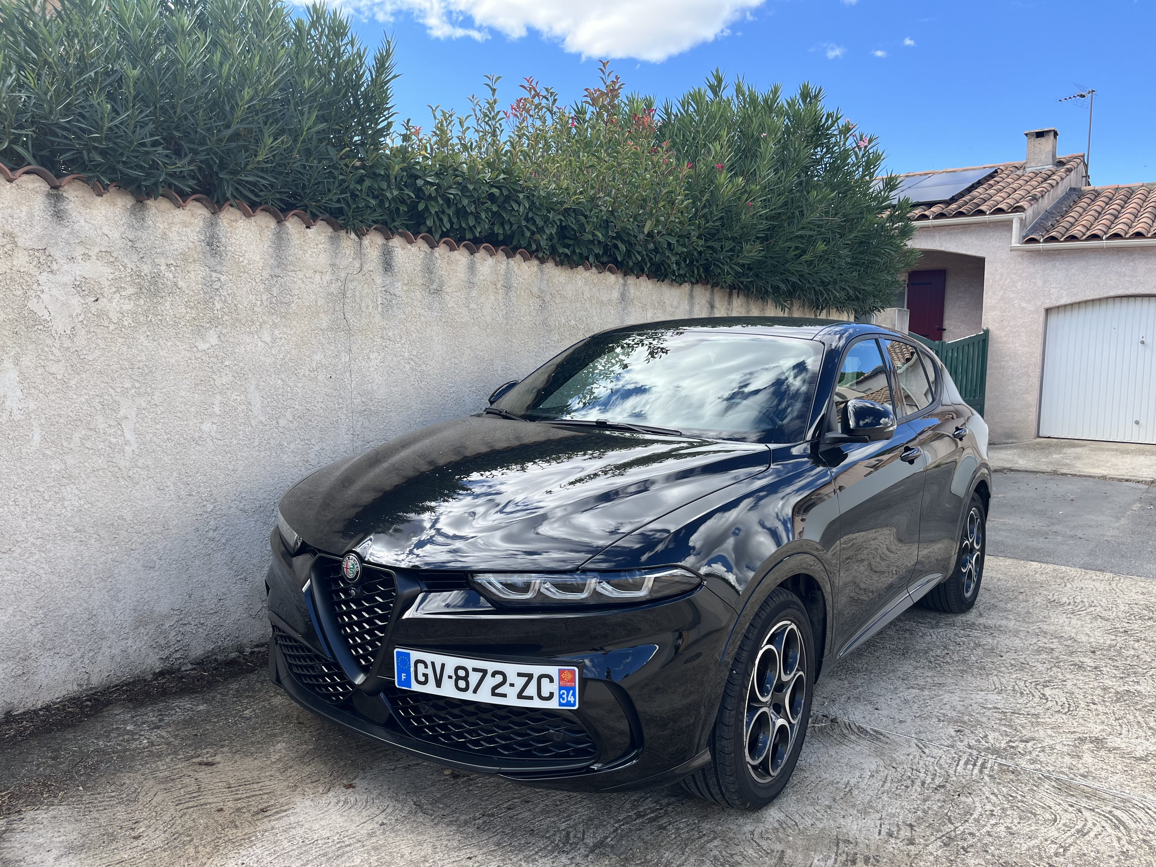 Alfa-Romeo Tonale Hybride, 2024, Essence 95 / Électrique (hybride), automatique