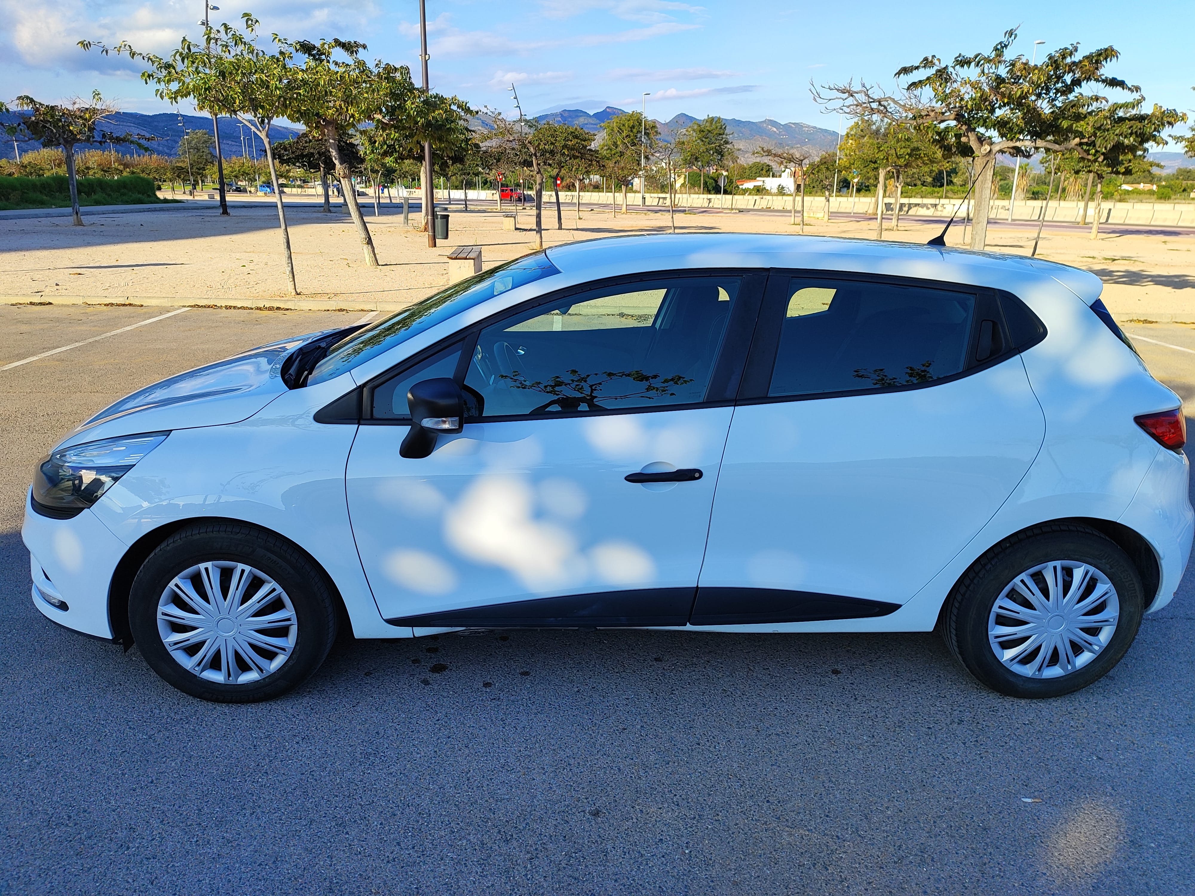 Renault Clio 1.5 dci con Aire acondicionado