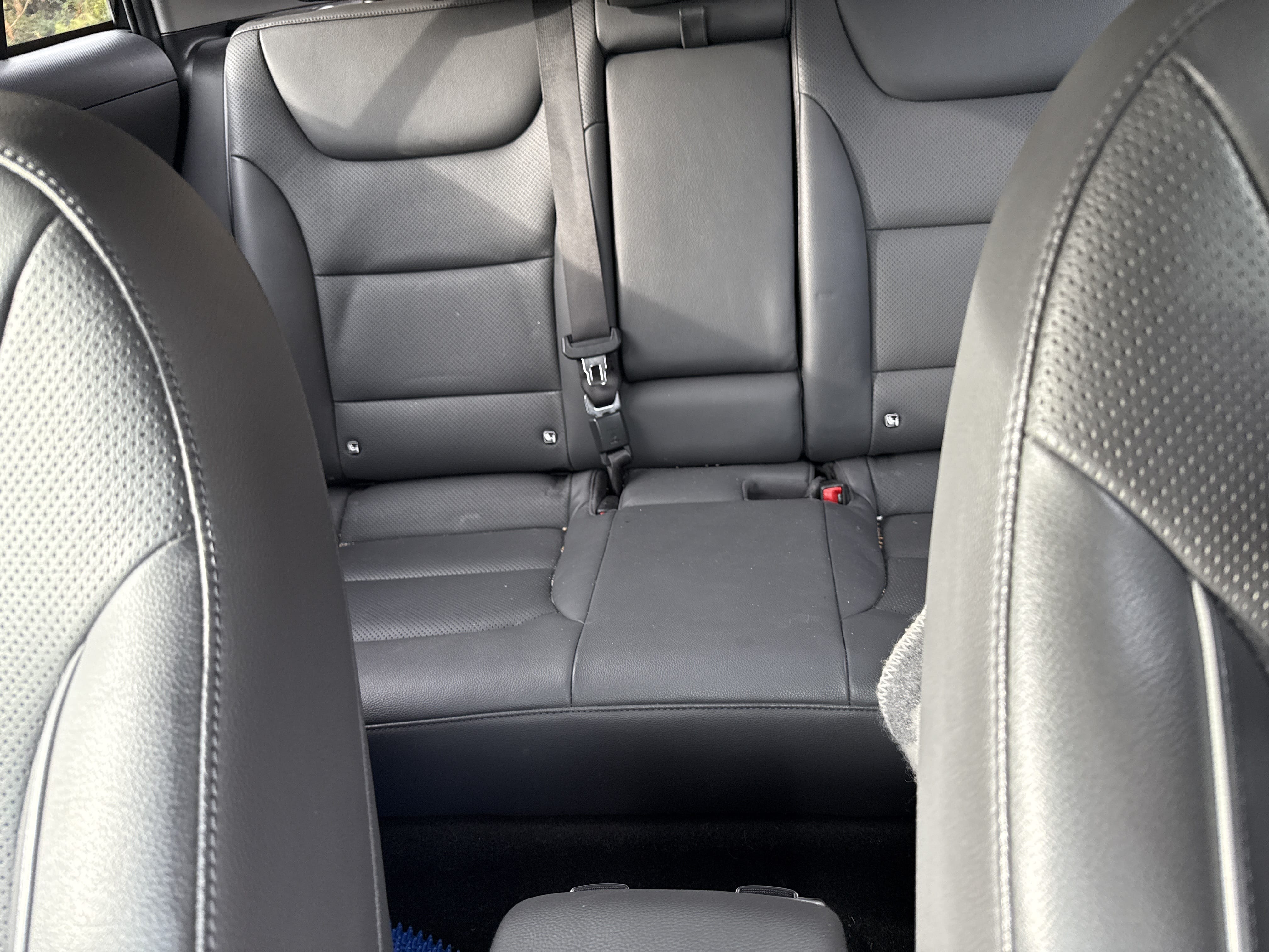 Hyundai Ioniq med Babysete