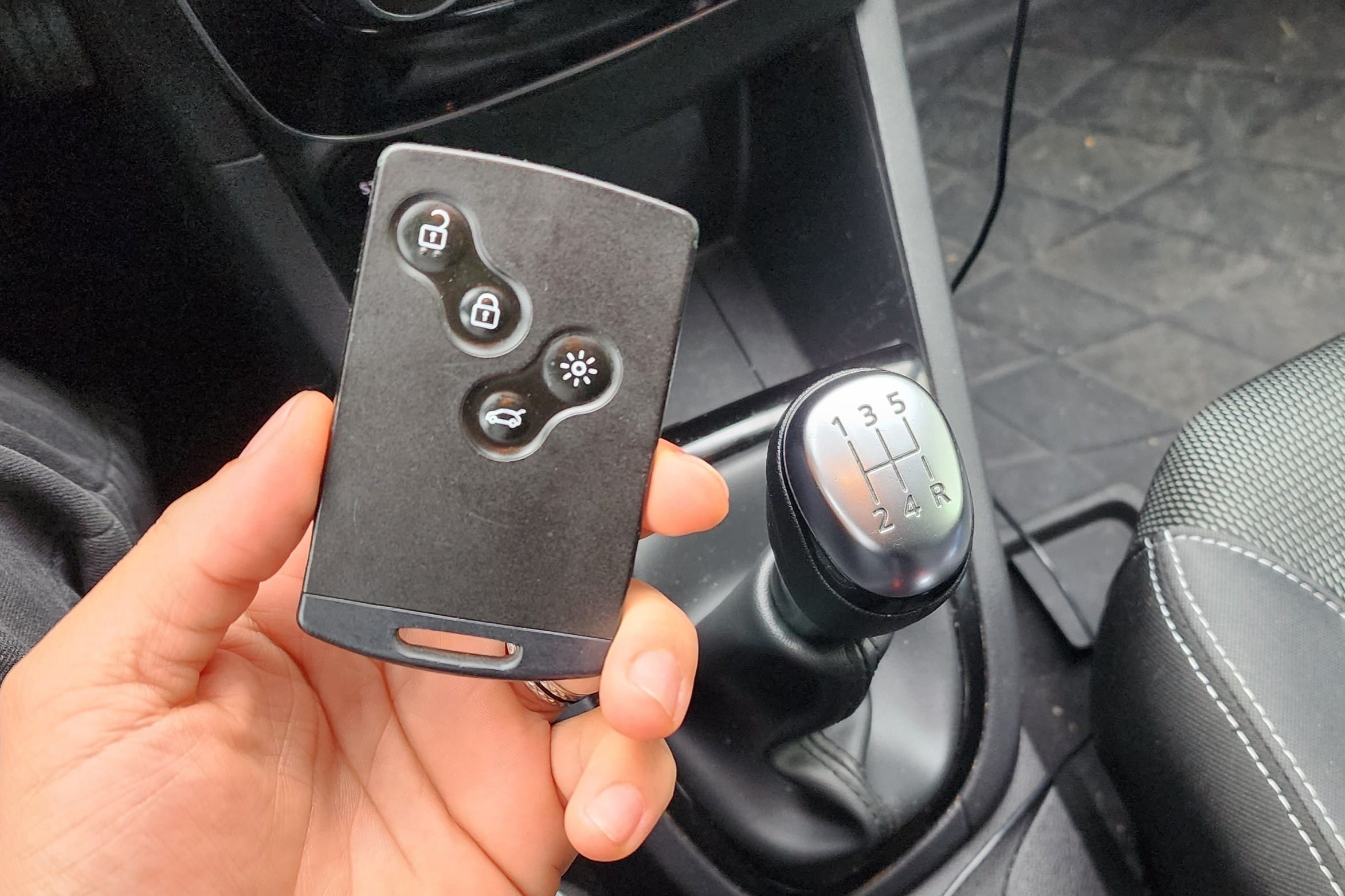 Renault Clio avec Apple CarPlay