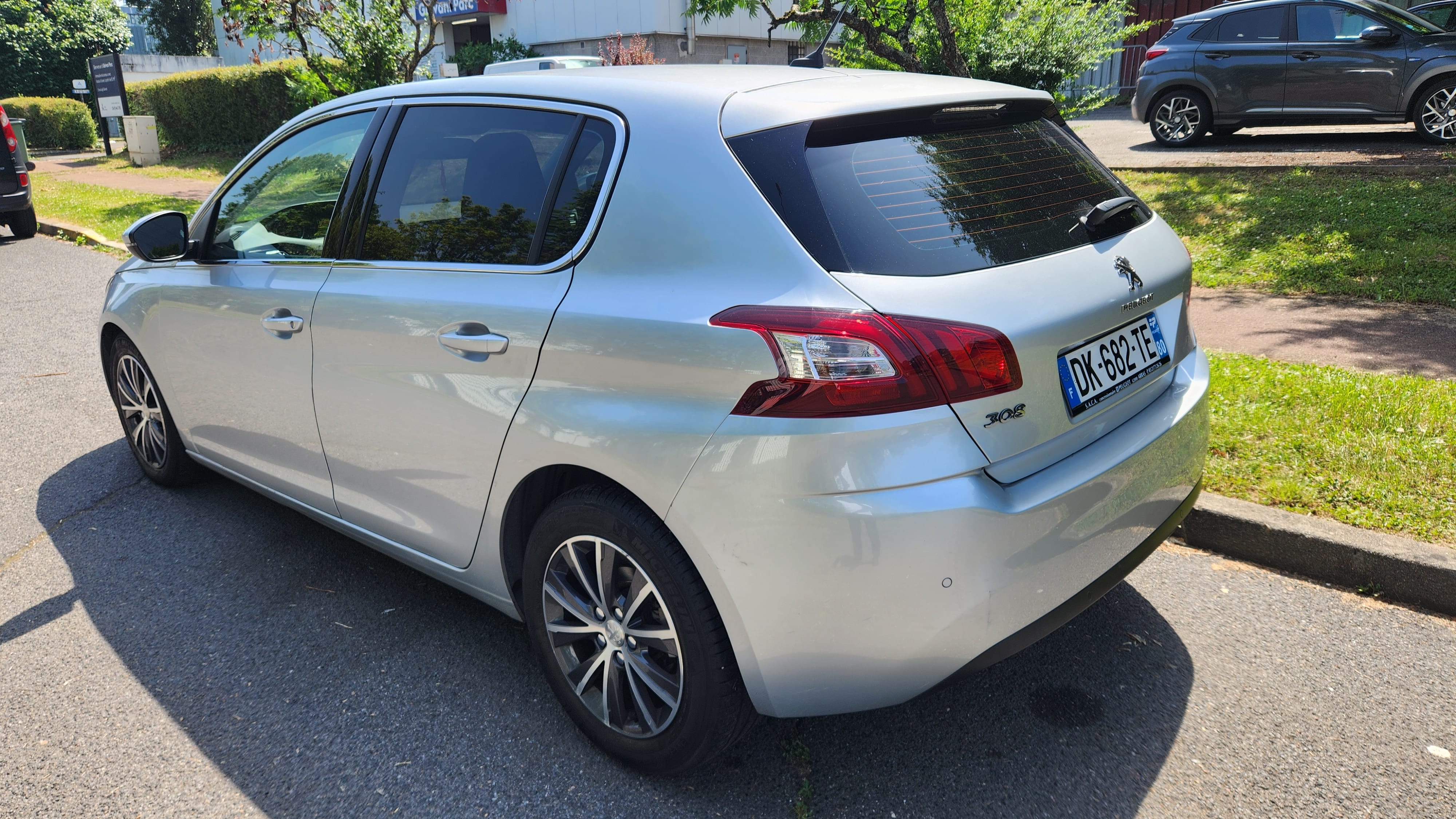 Peugeot 308 avec GPS