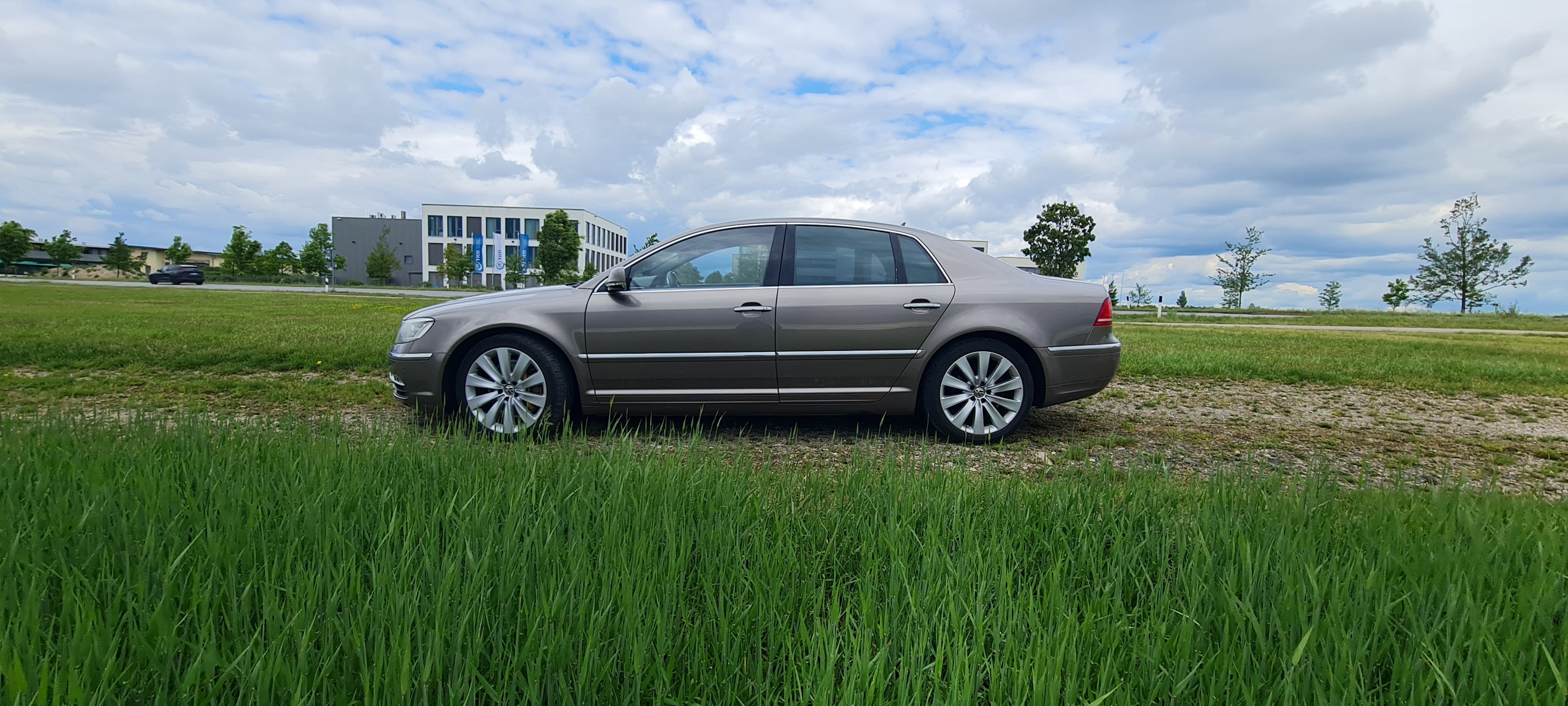 Volkswagen Phaeton 3.0 V6 TDI mit Klimaanlage