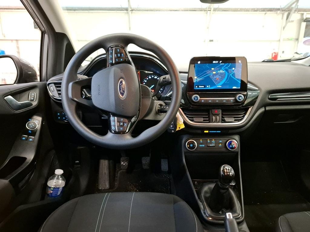 Ford Fiesta avec GPS