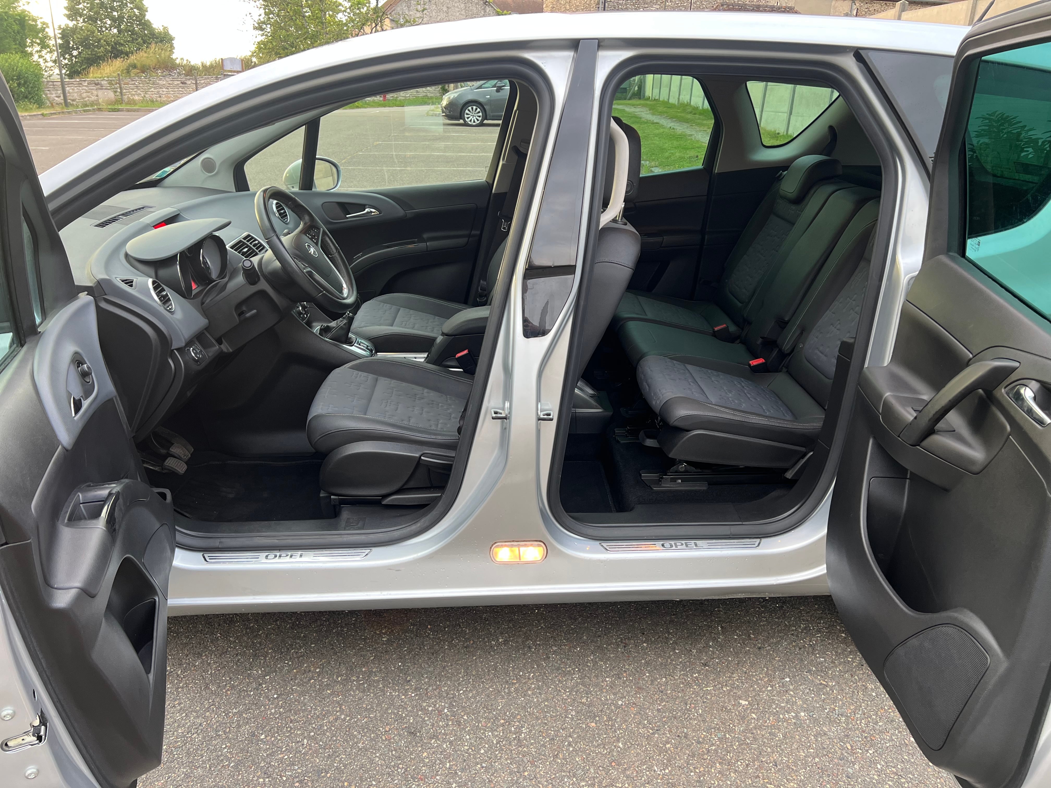 Opel Meriva 1.4 essence 120 cv avec Régulateur de vitesse