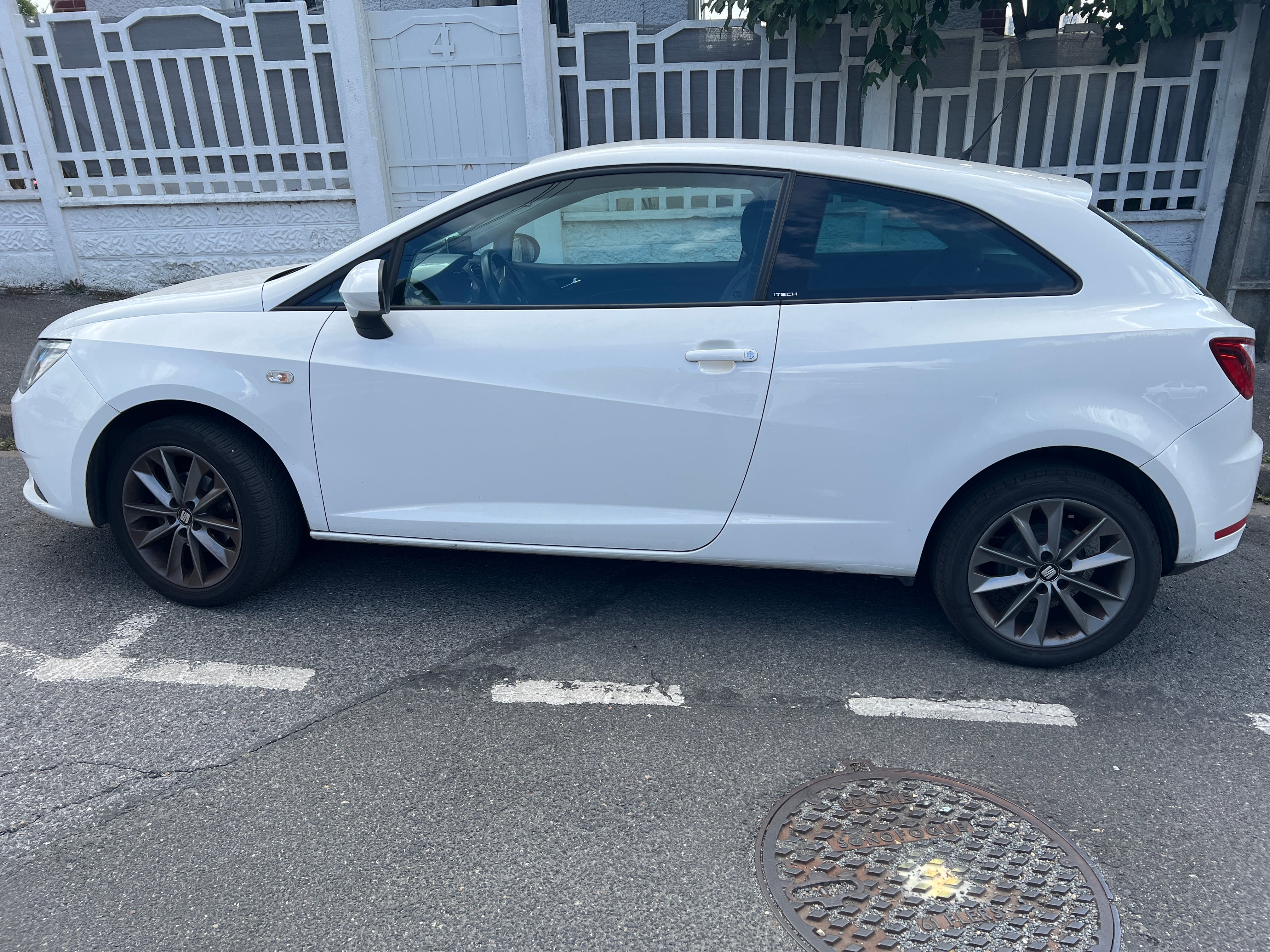 Seat Ibiza SC 1.2 essence avec Climatisation
