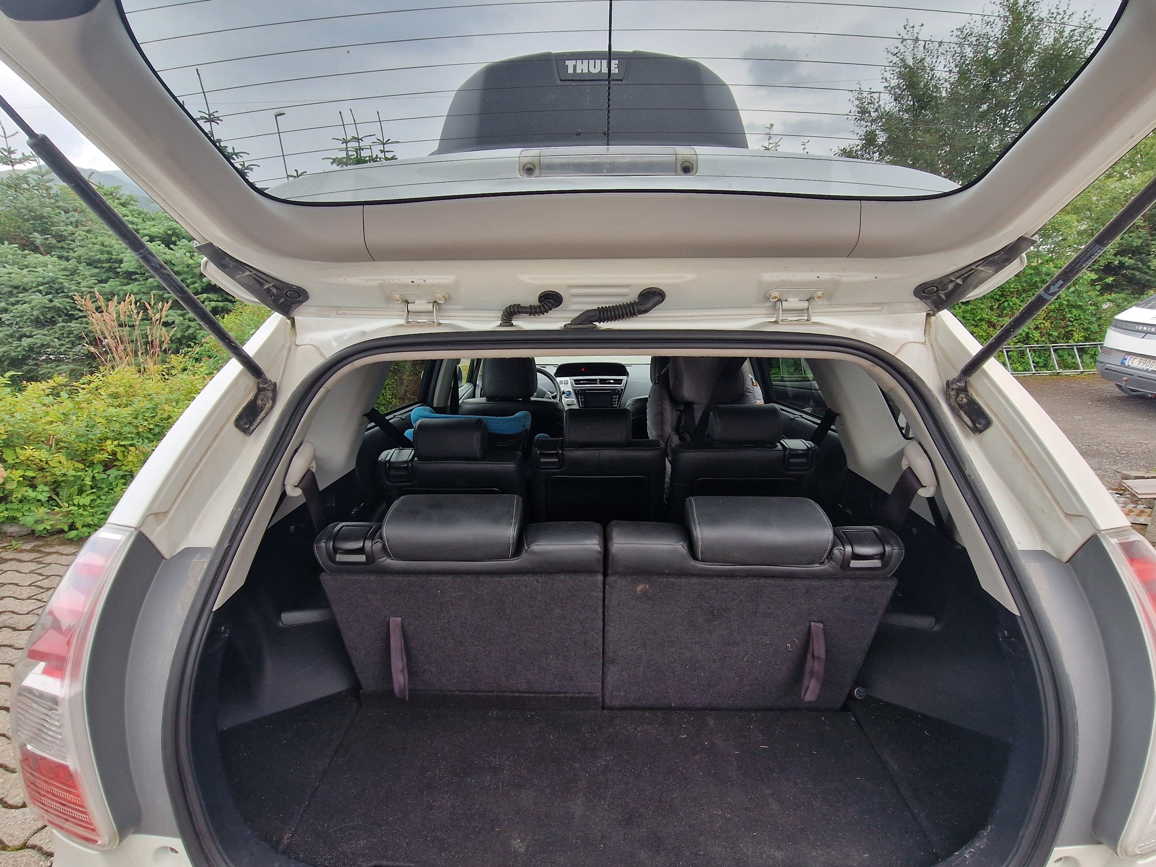Toyota Prius Hybrid med Bluetooth audio
