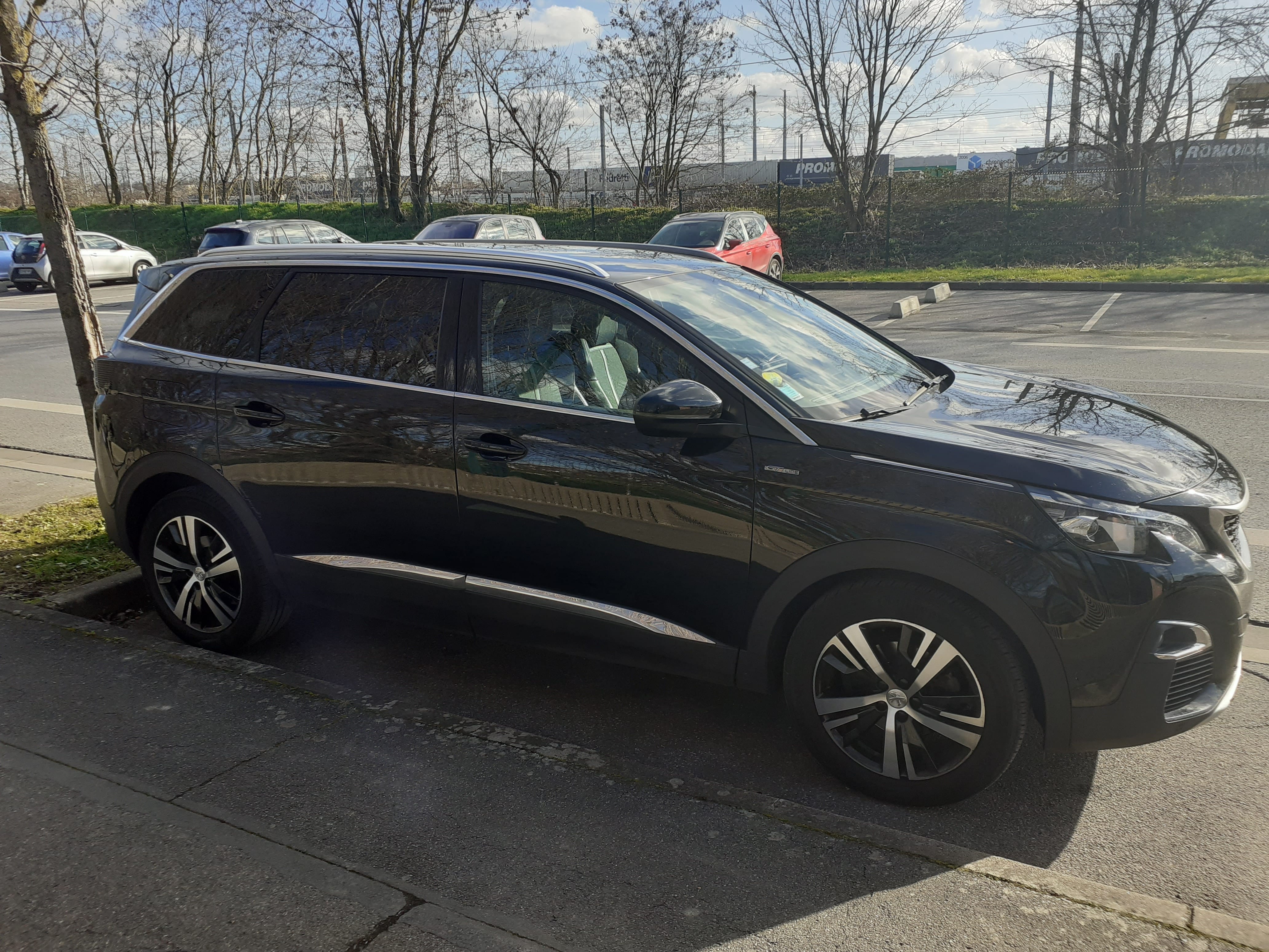 Peugeot 5008 avec Climatisation