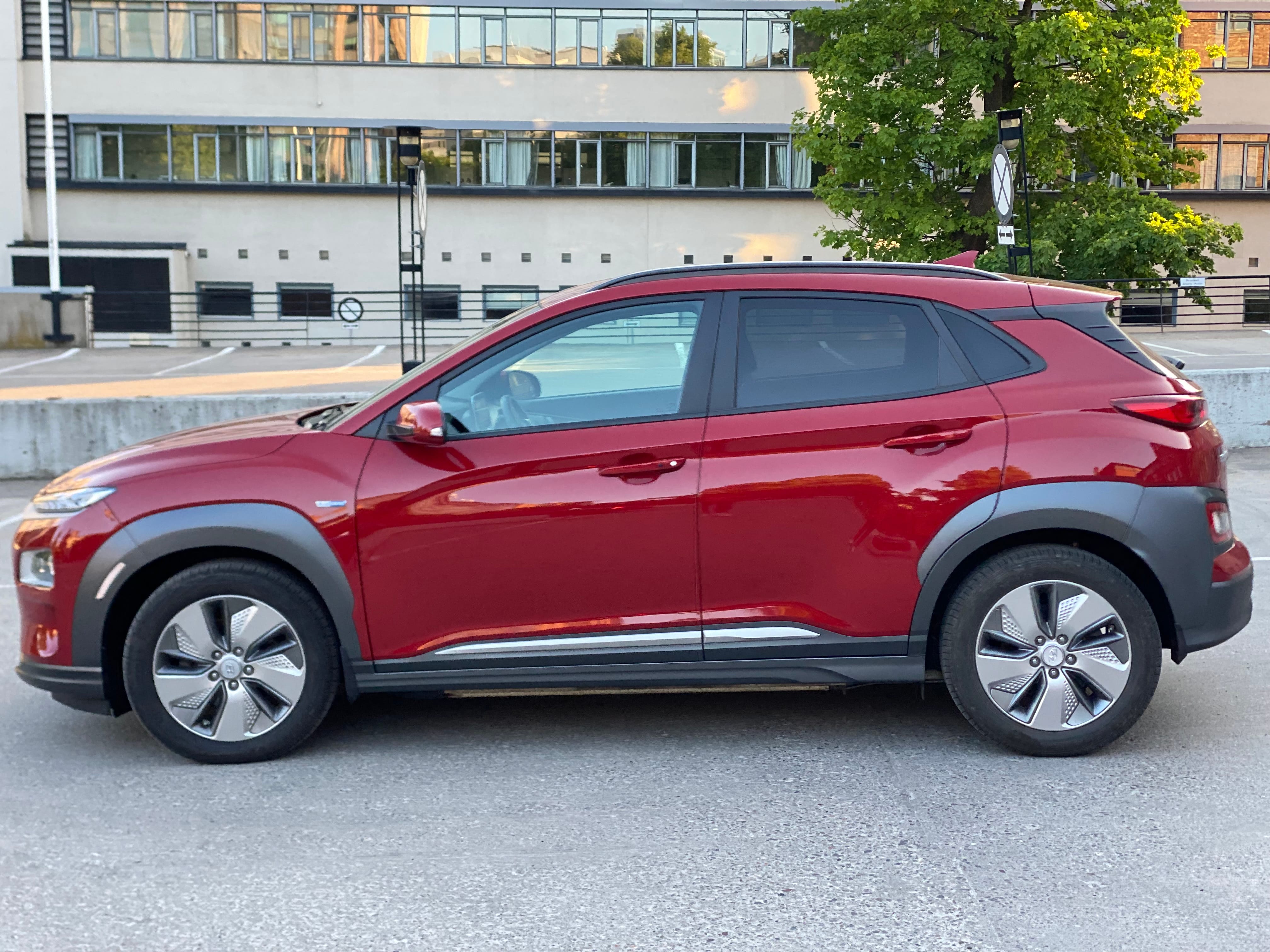 Hyundai Kona med Aircondition