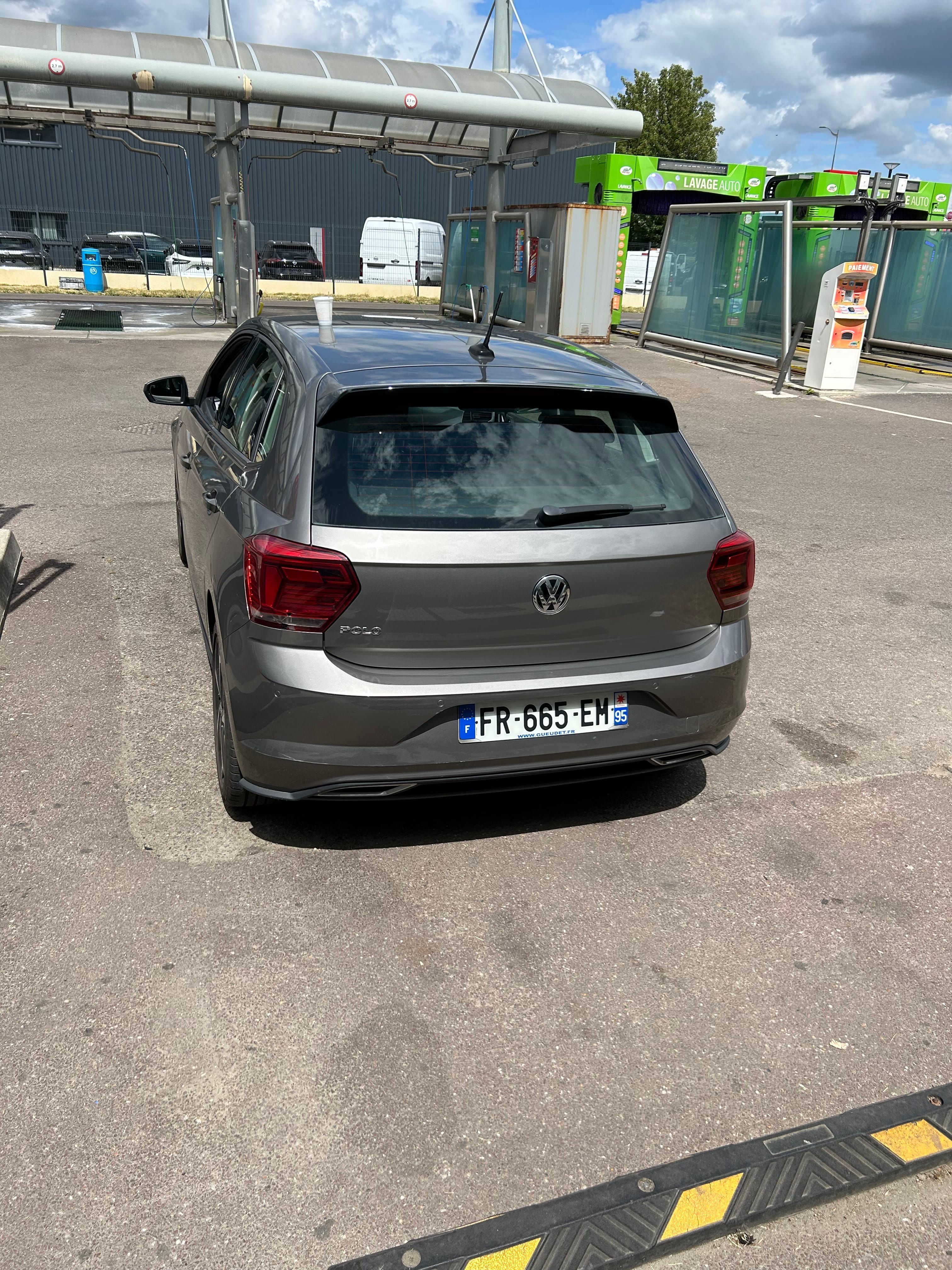Volkswagen Polo R-Line avec GPS