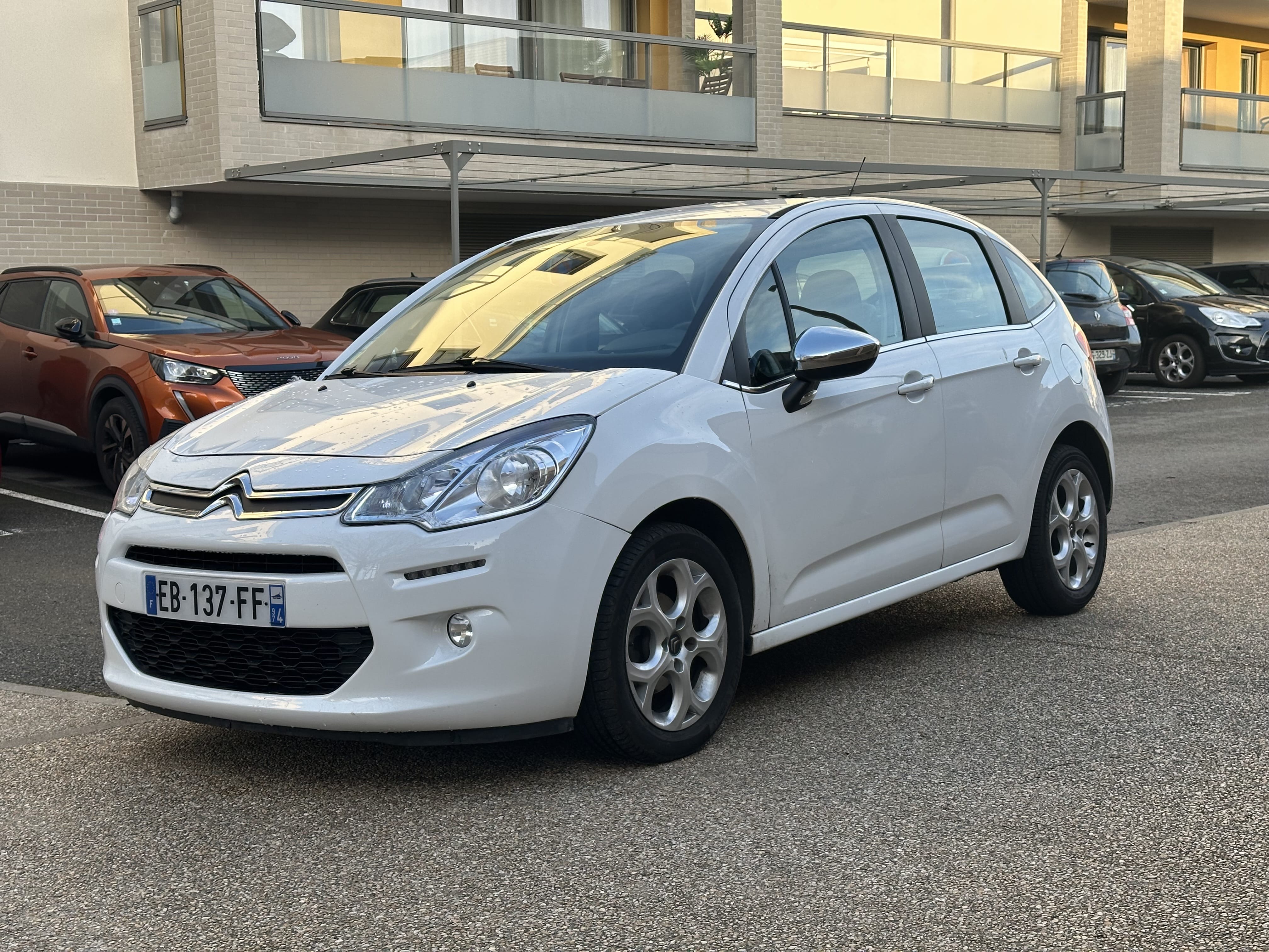 Citroen C3 avec CarPlay / Android Auto avec Climatisation
