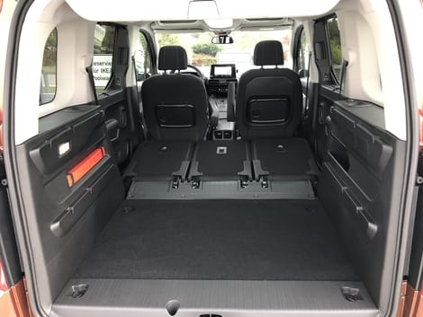 Opel Combo Life avec Coffre de toit