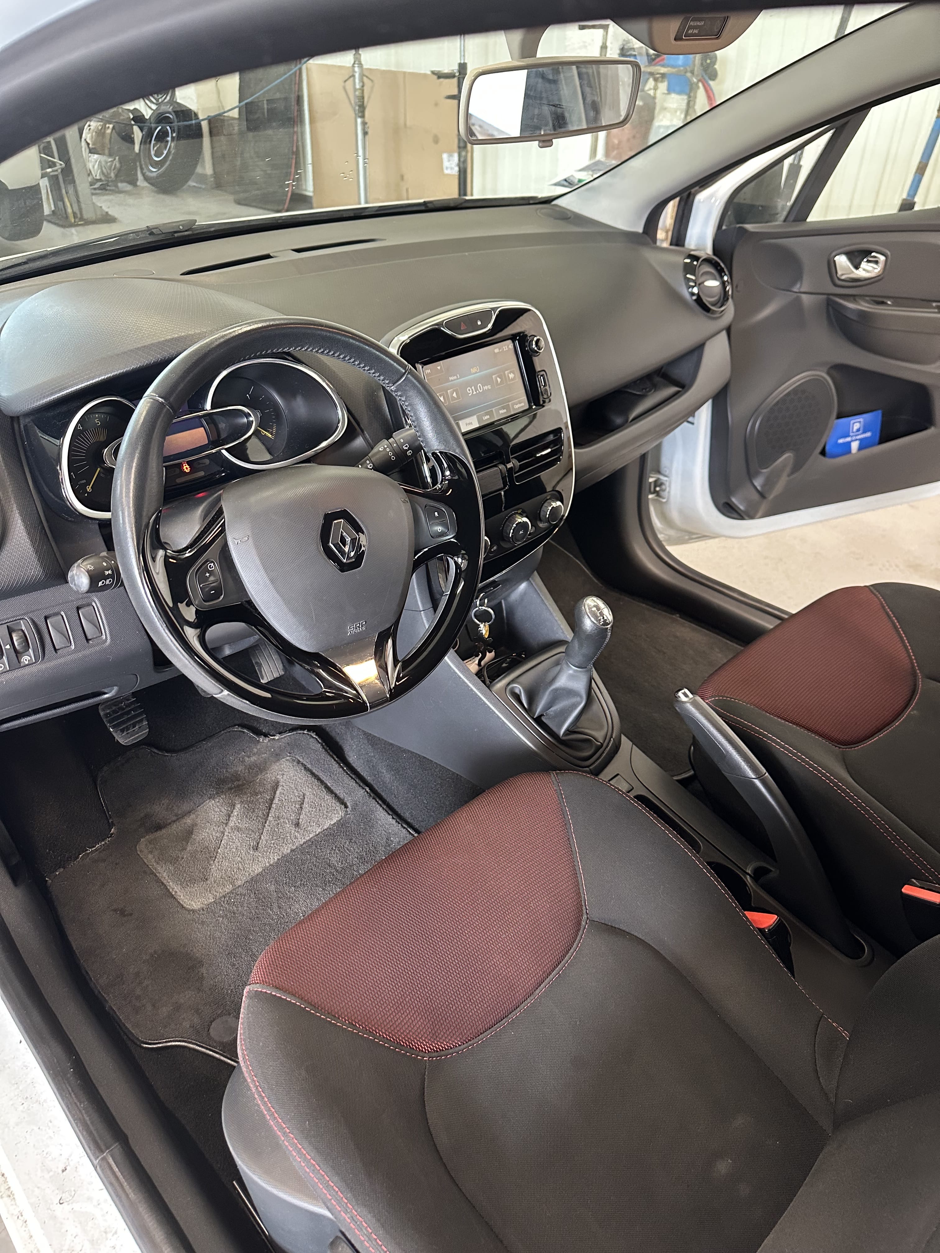 Renault Clio 1.5 DCI avec GPS