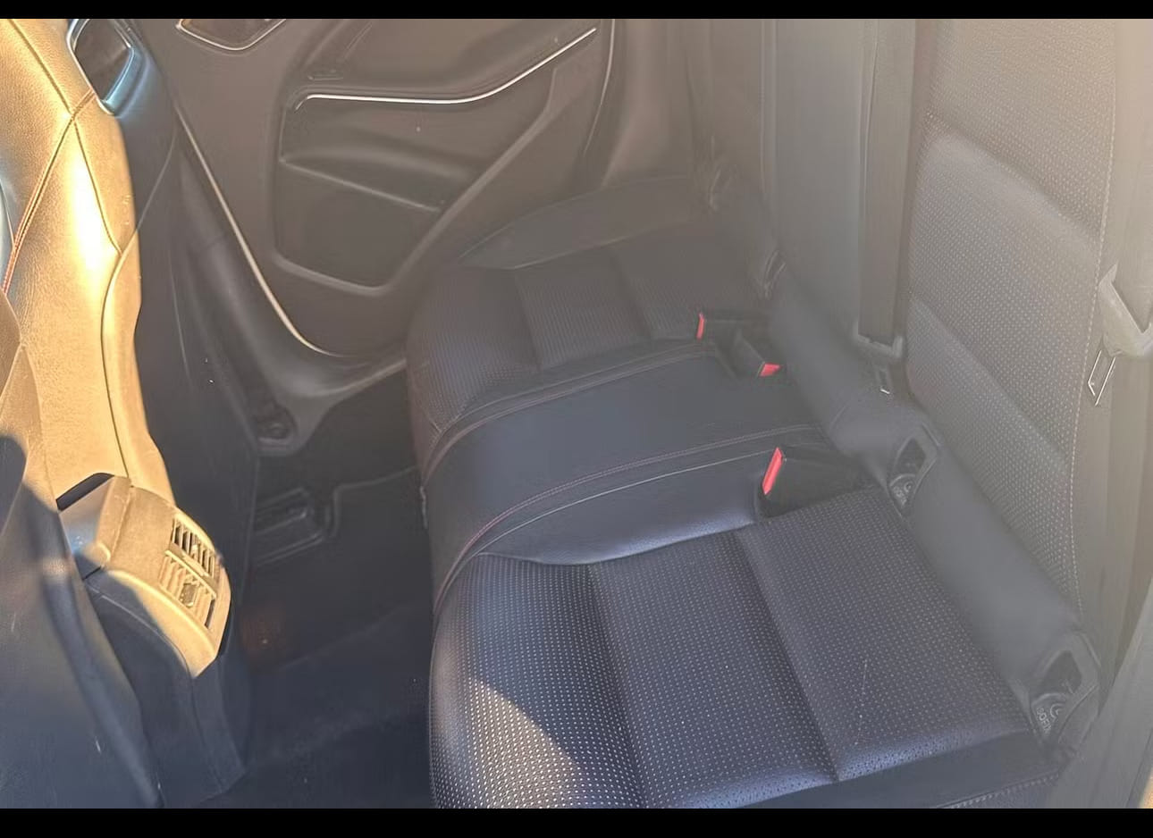 Mercedes-Benz Classe GLA avec Siège bébé