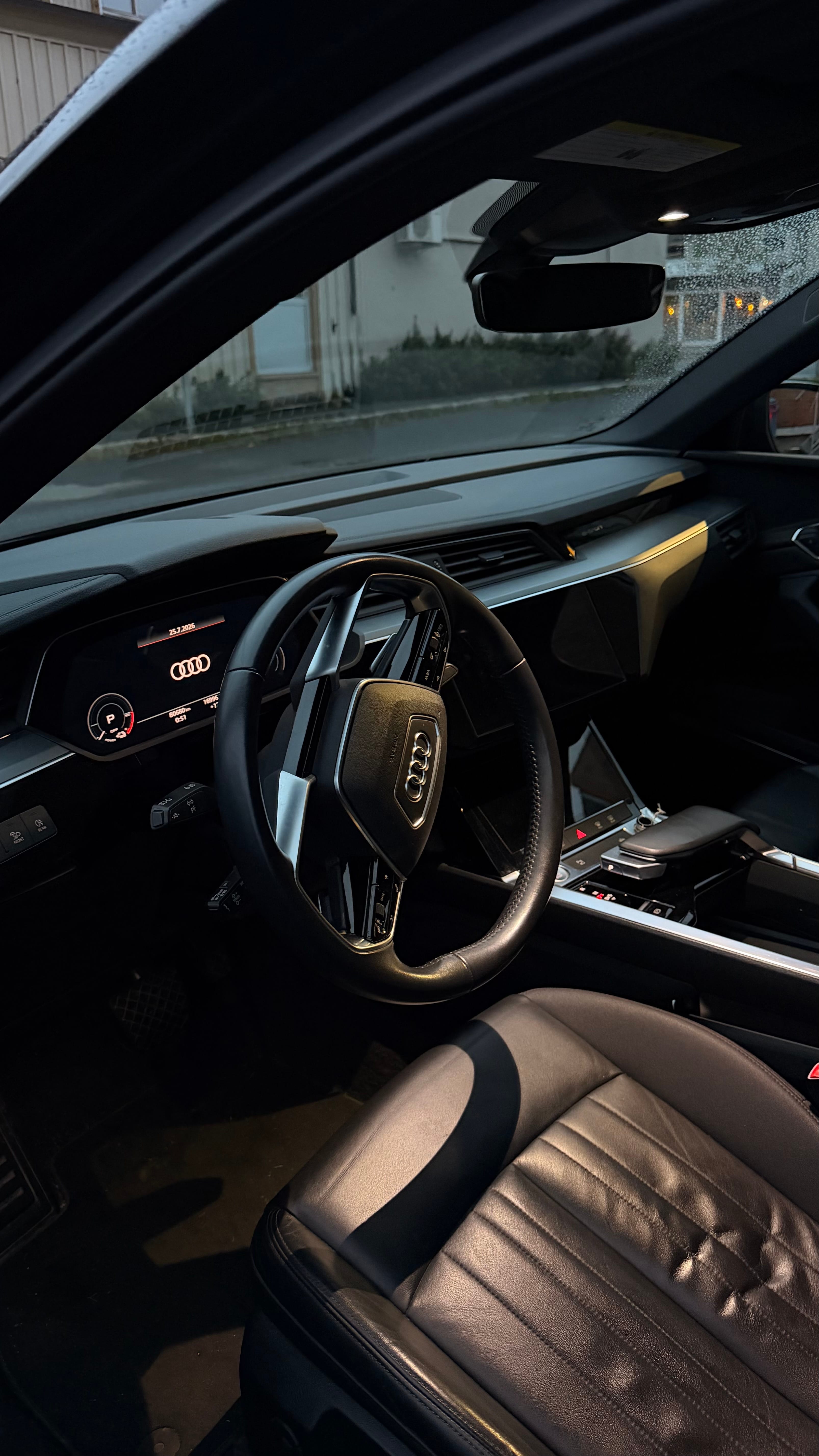 Audi e-tron Sportback med GPS