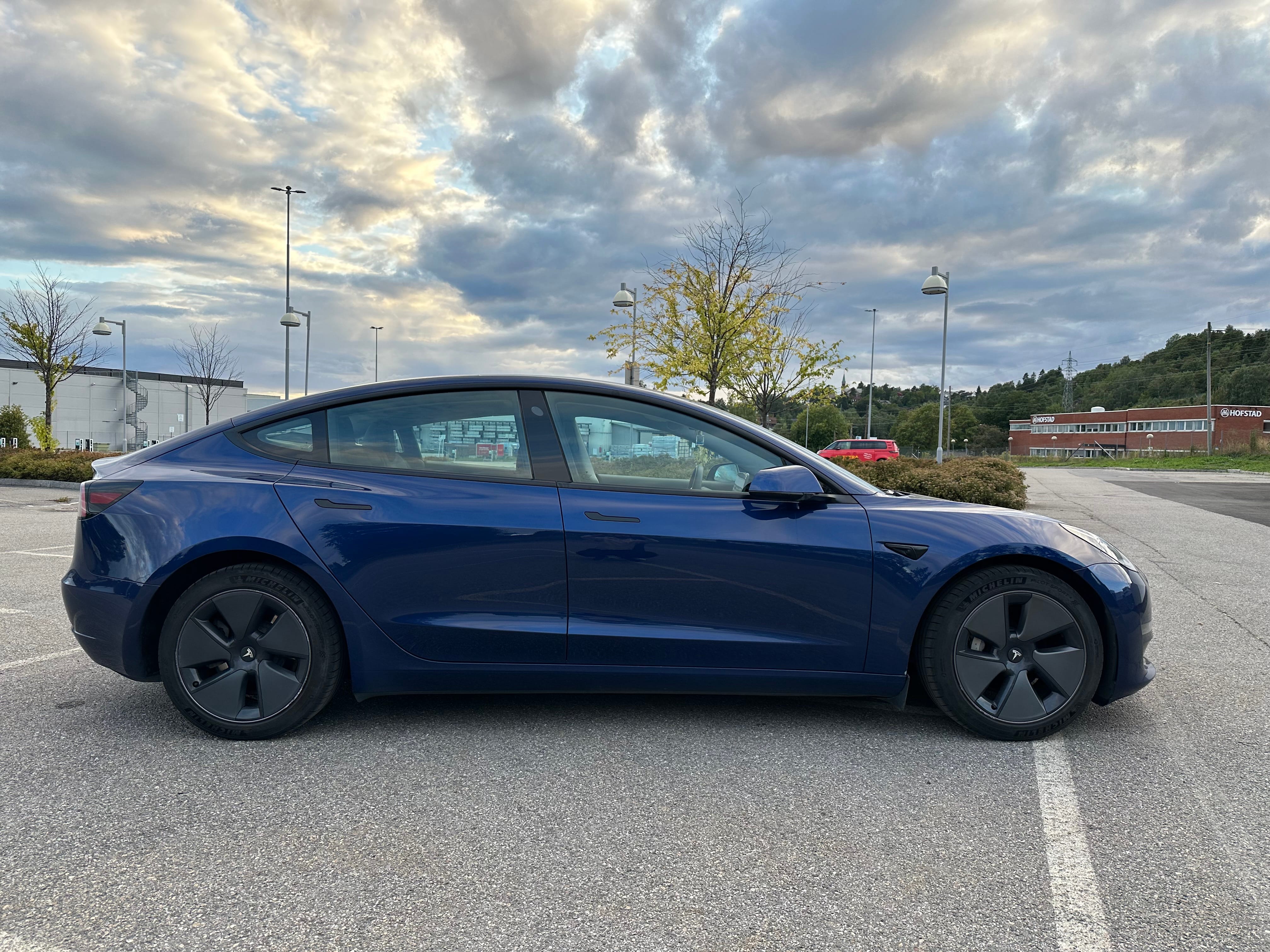 Tesla Model 3 Long Range med Aircondition