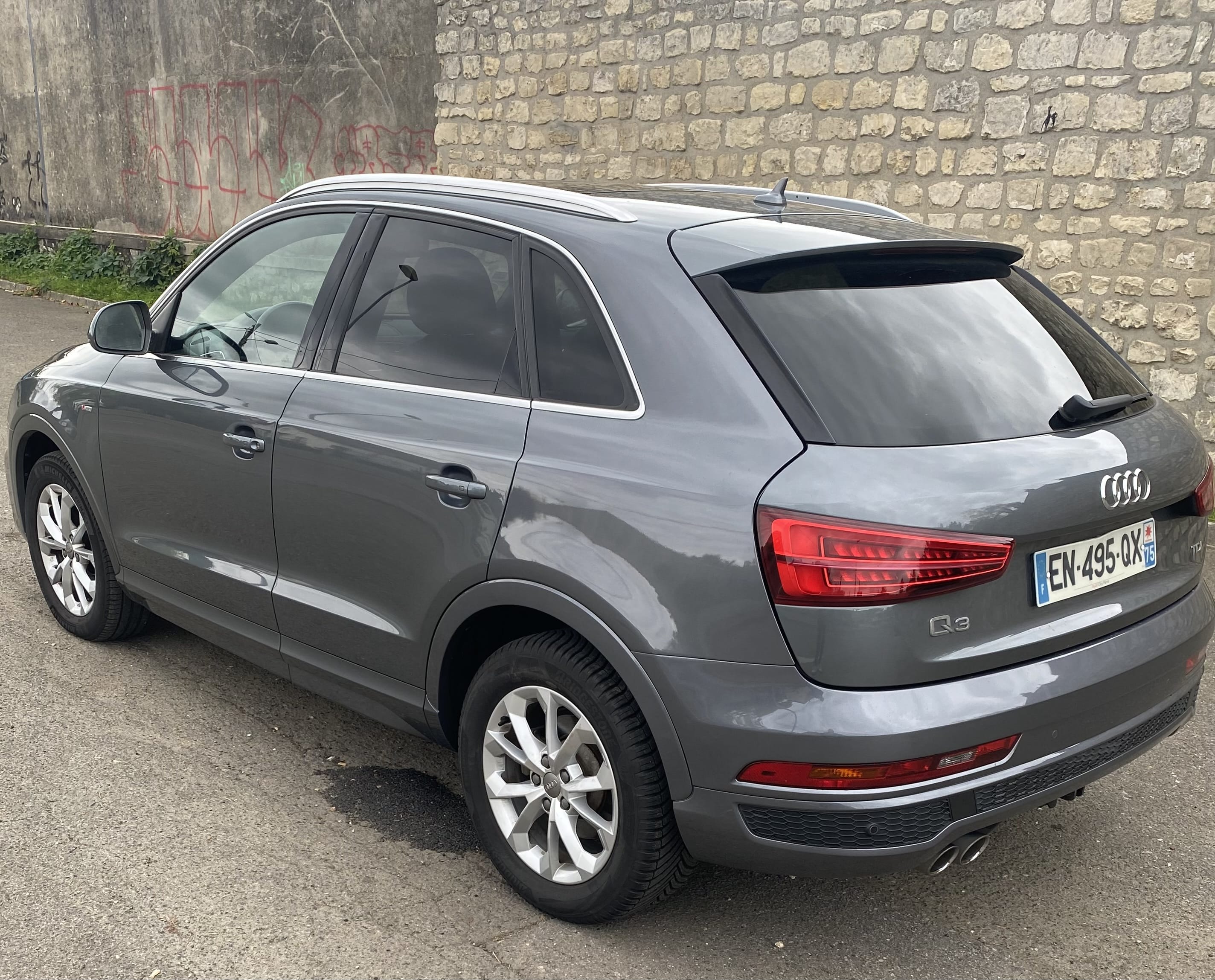 Audi Q3 2.0T Premium avec GPS