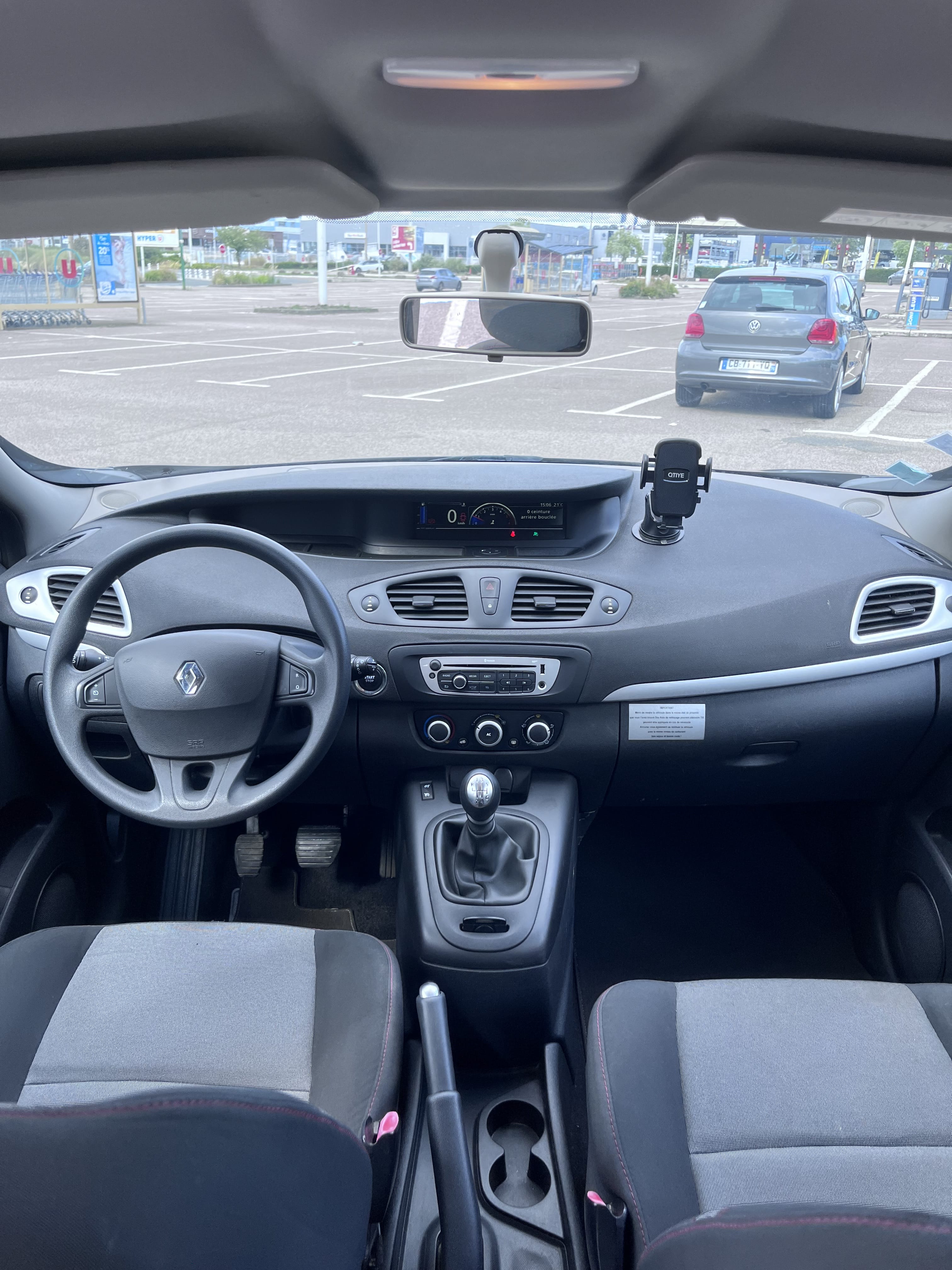 Renault Scenic avec Entrée audio / iPod